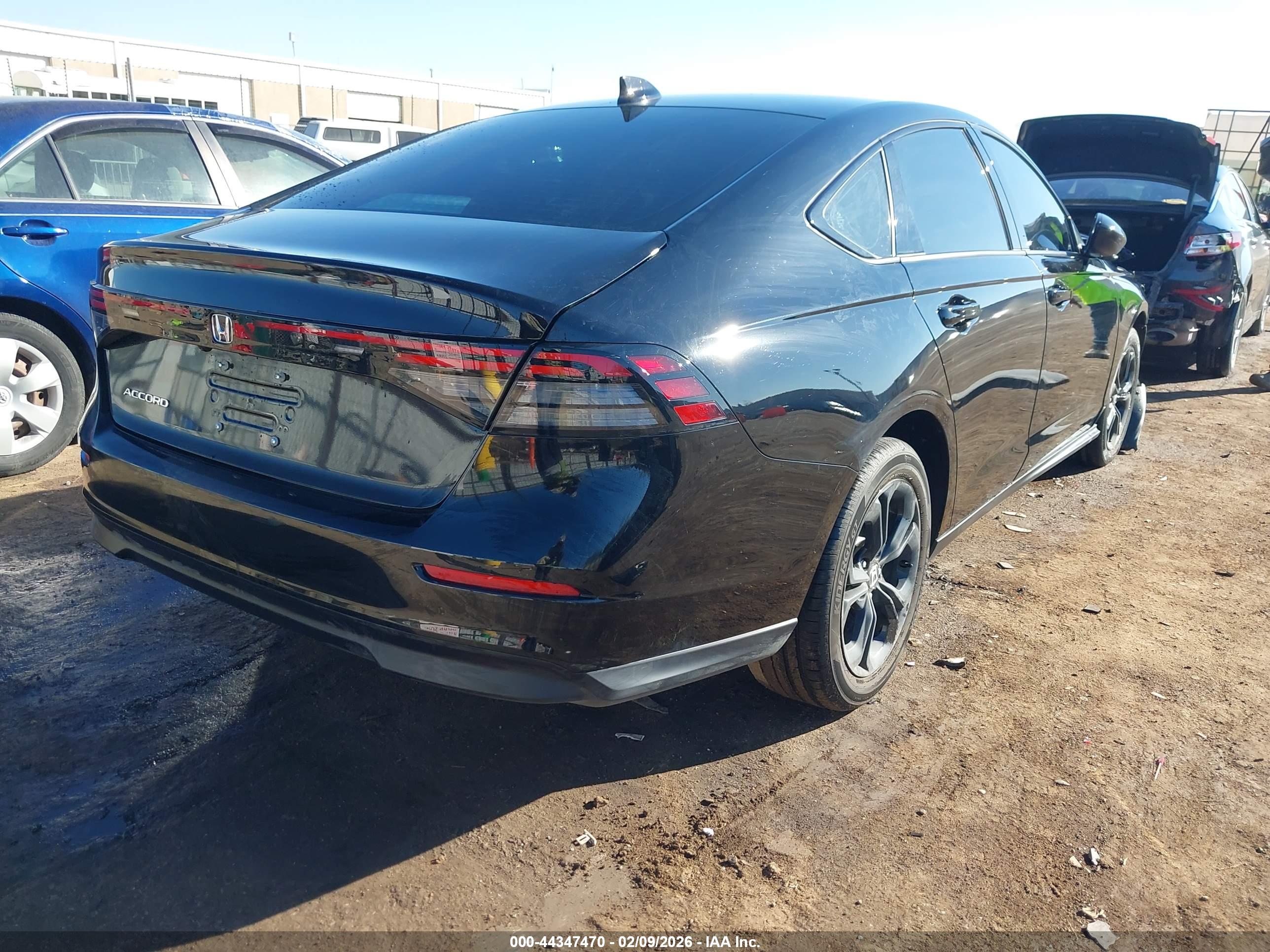 HONDA ACCORD image 4