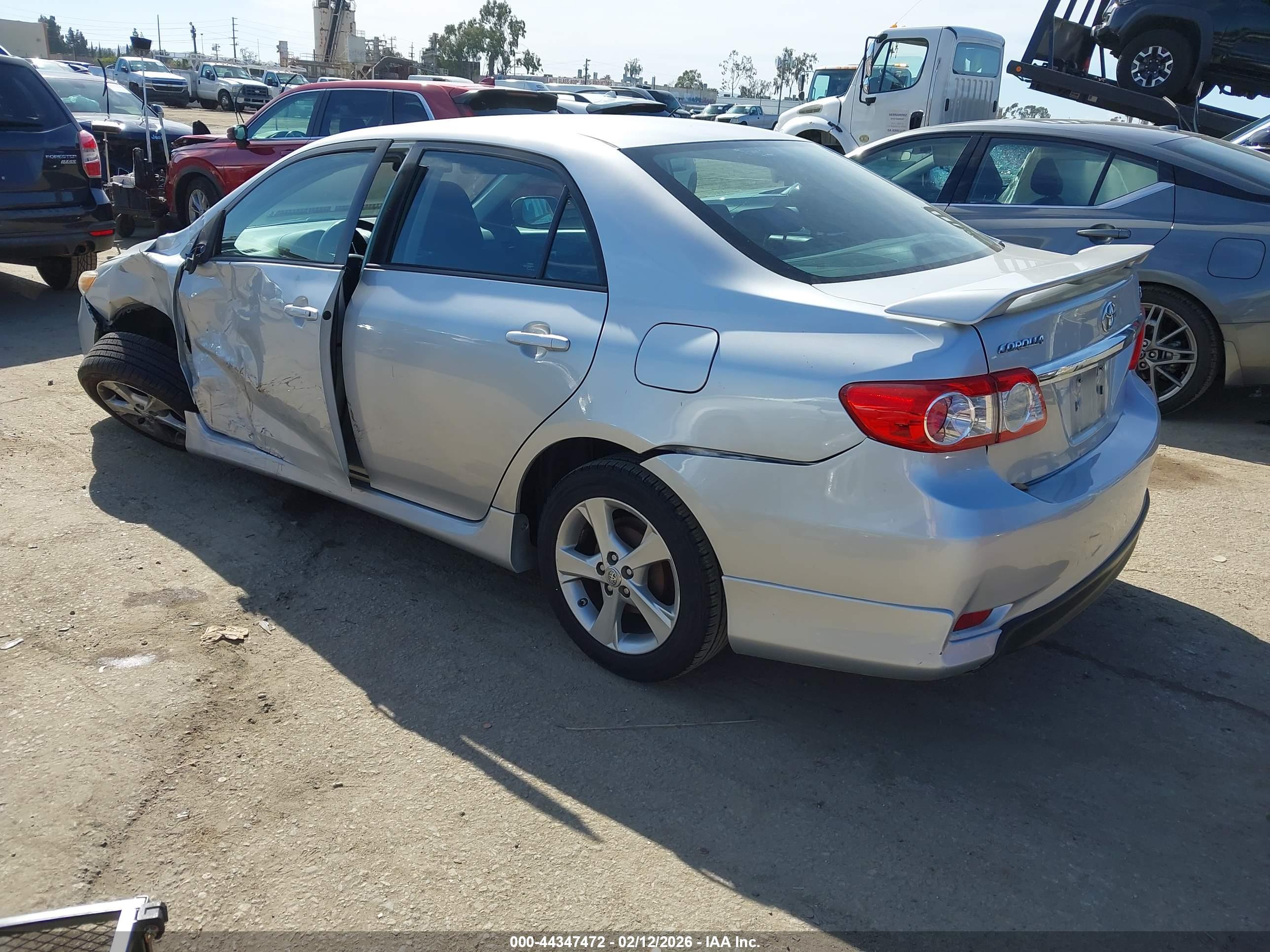 TOYOTA COROLLA image 3