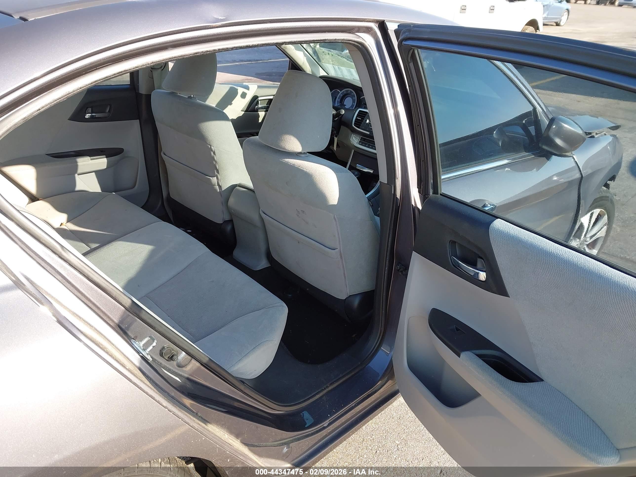 HONDA ACCORD image 8