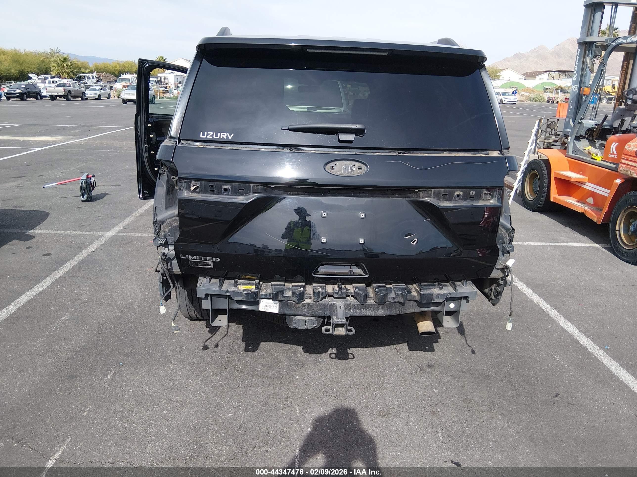 FORD EXPEDITION image 6