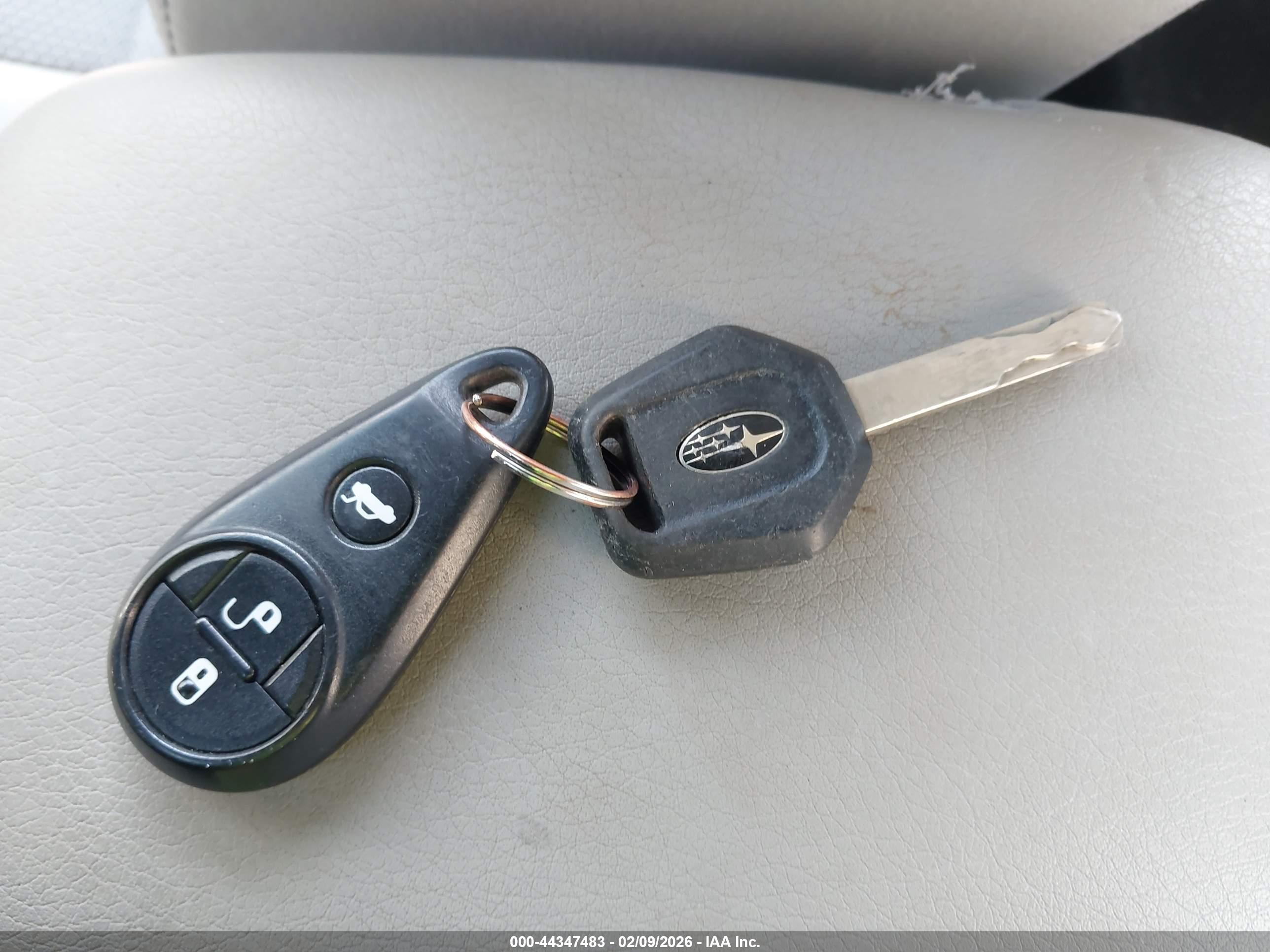 SUBARU FORESTER image 11