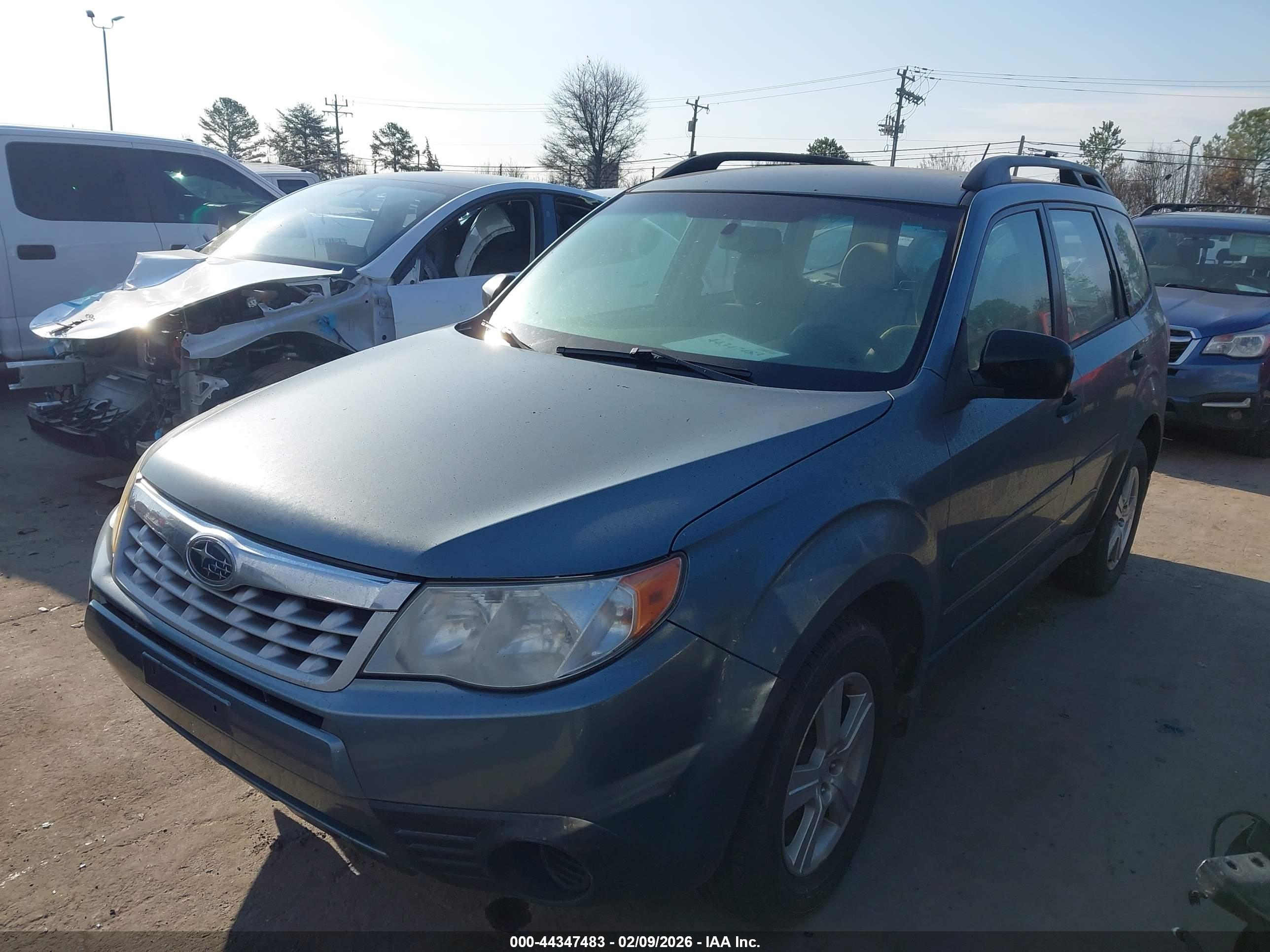 SUBARU FORESTER image 2