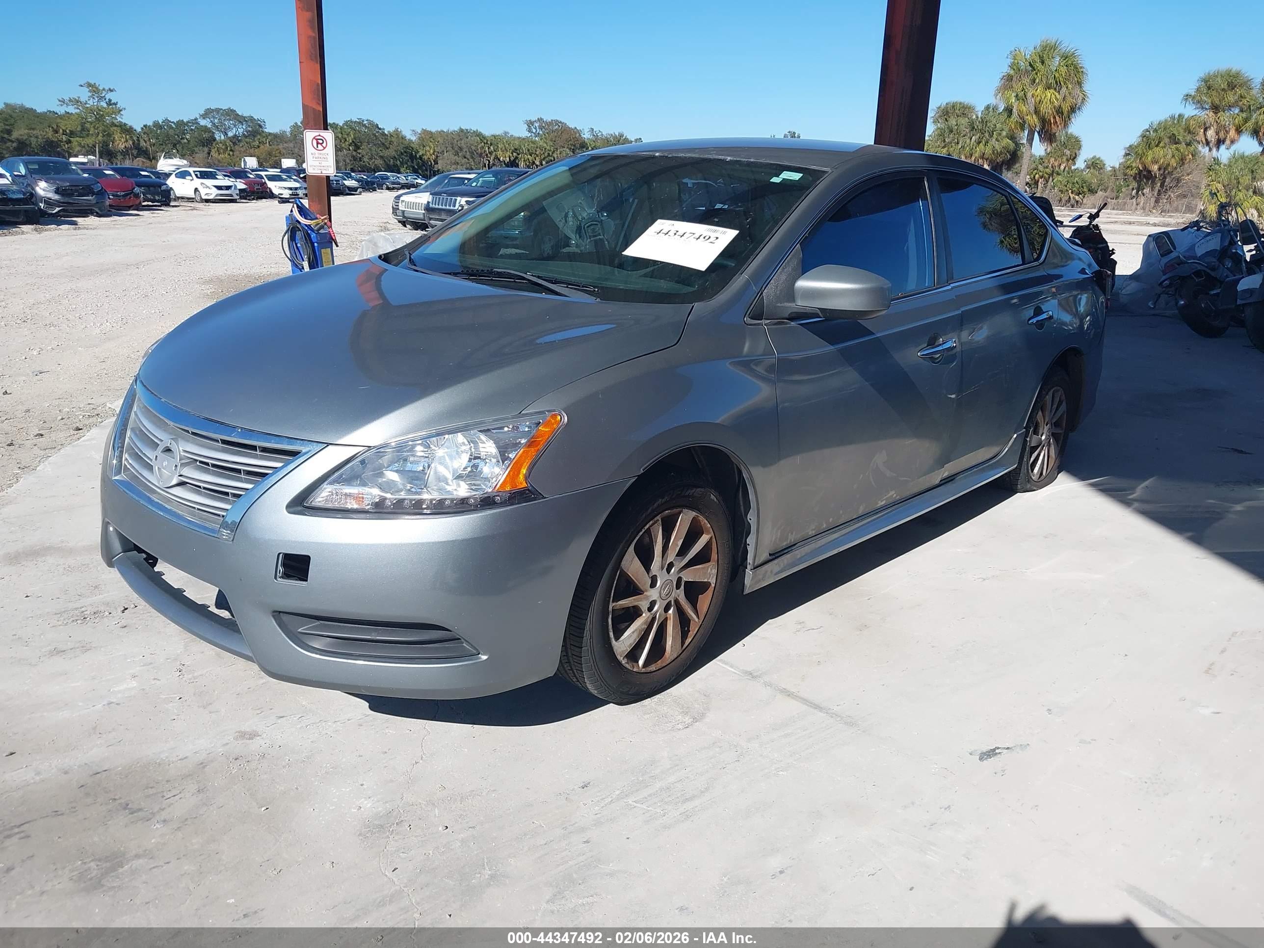NISSAN SENTRA image 2