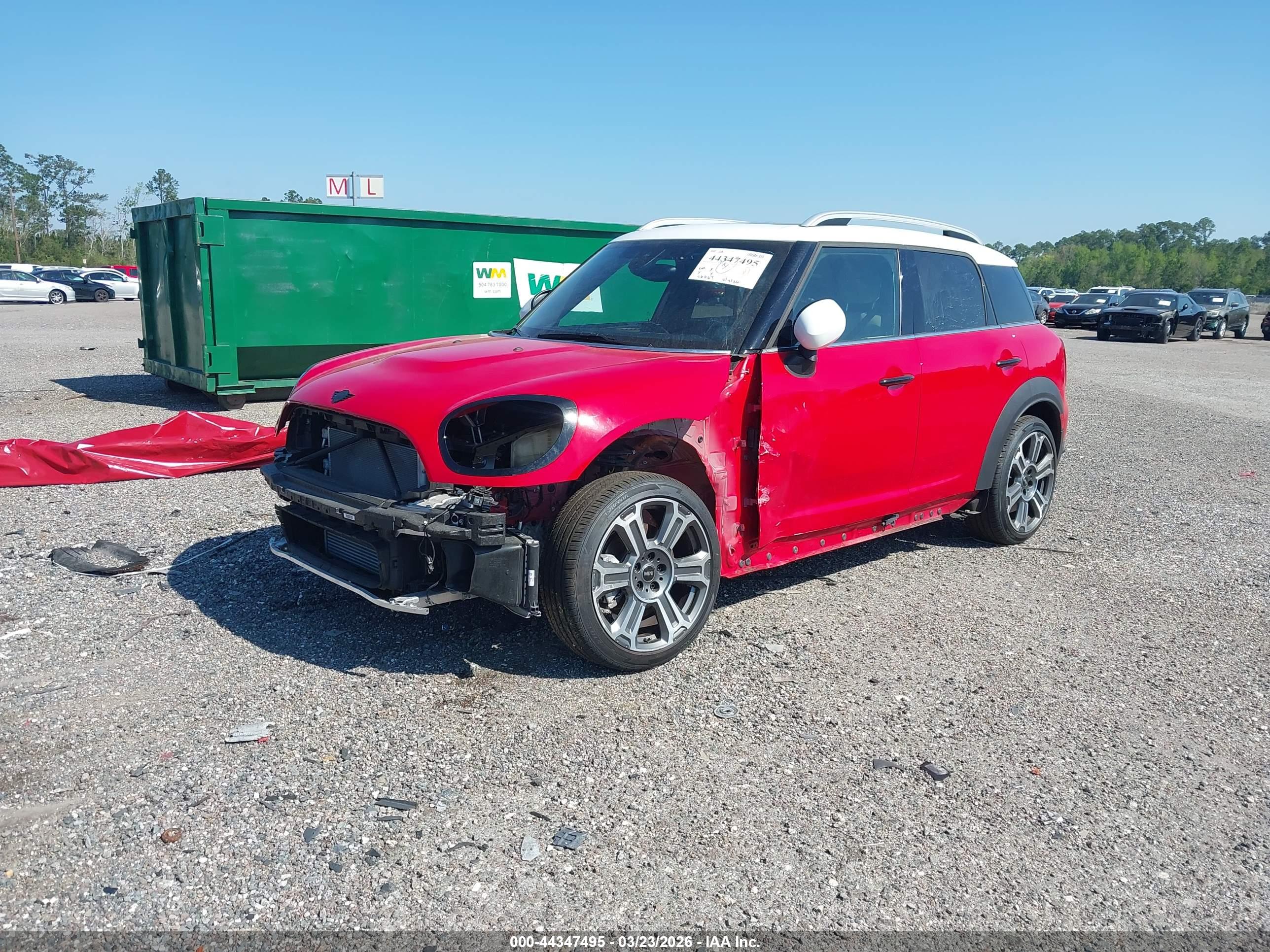 MINI COUNTRYMAN image 2