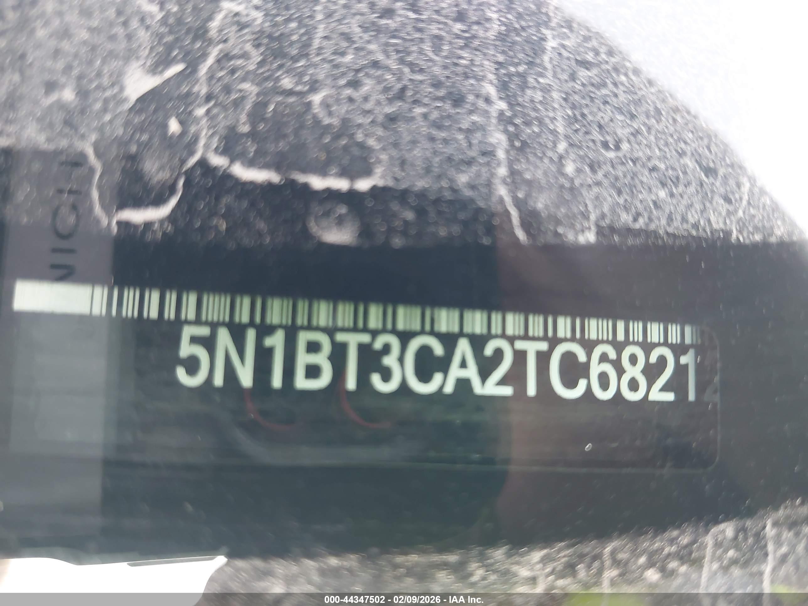 NISSAN ROGUE image 9
