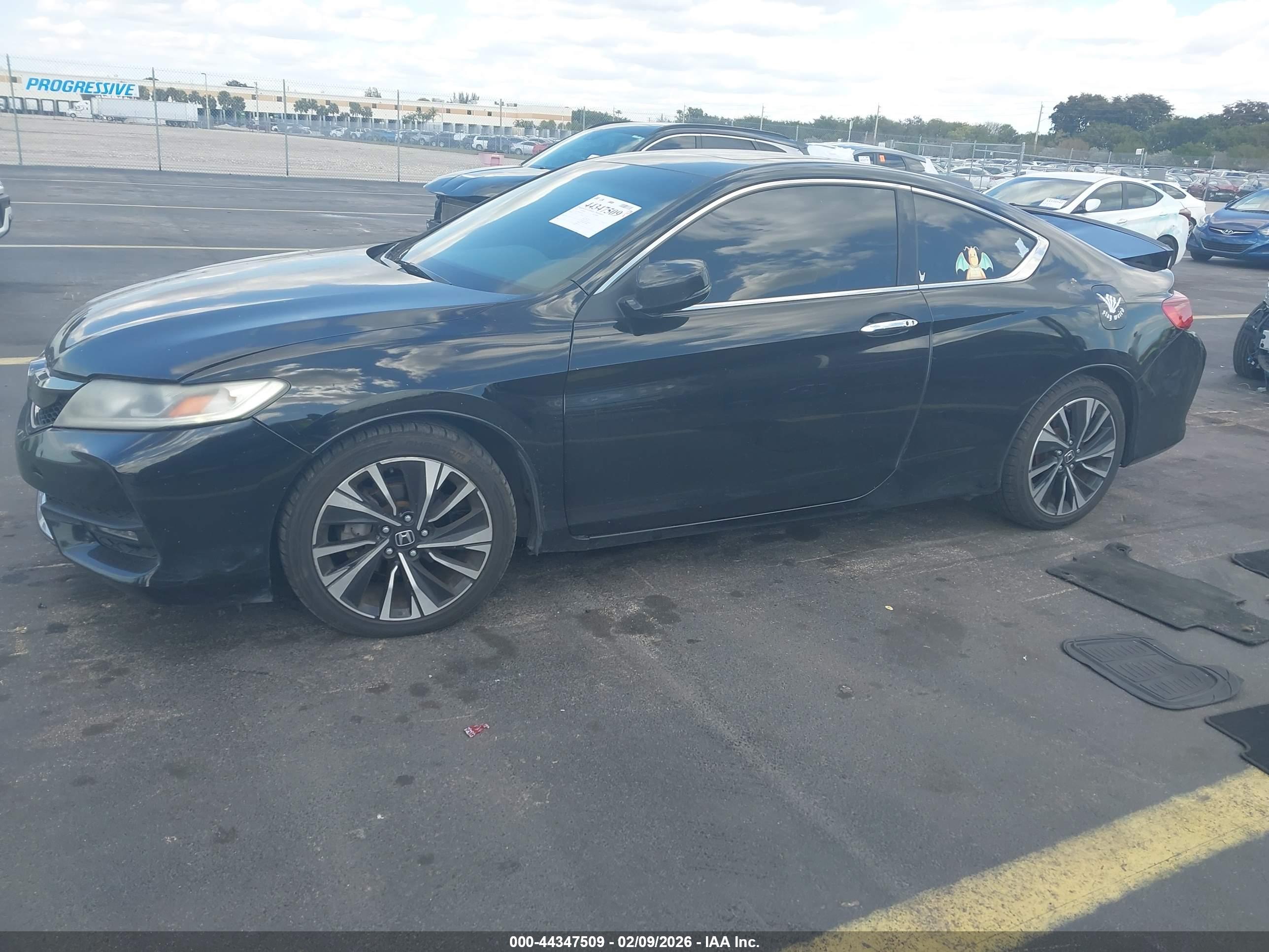 HONDA ACCORD image 2