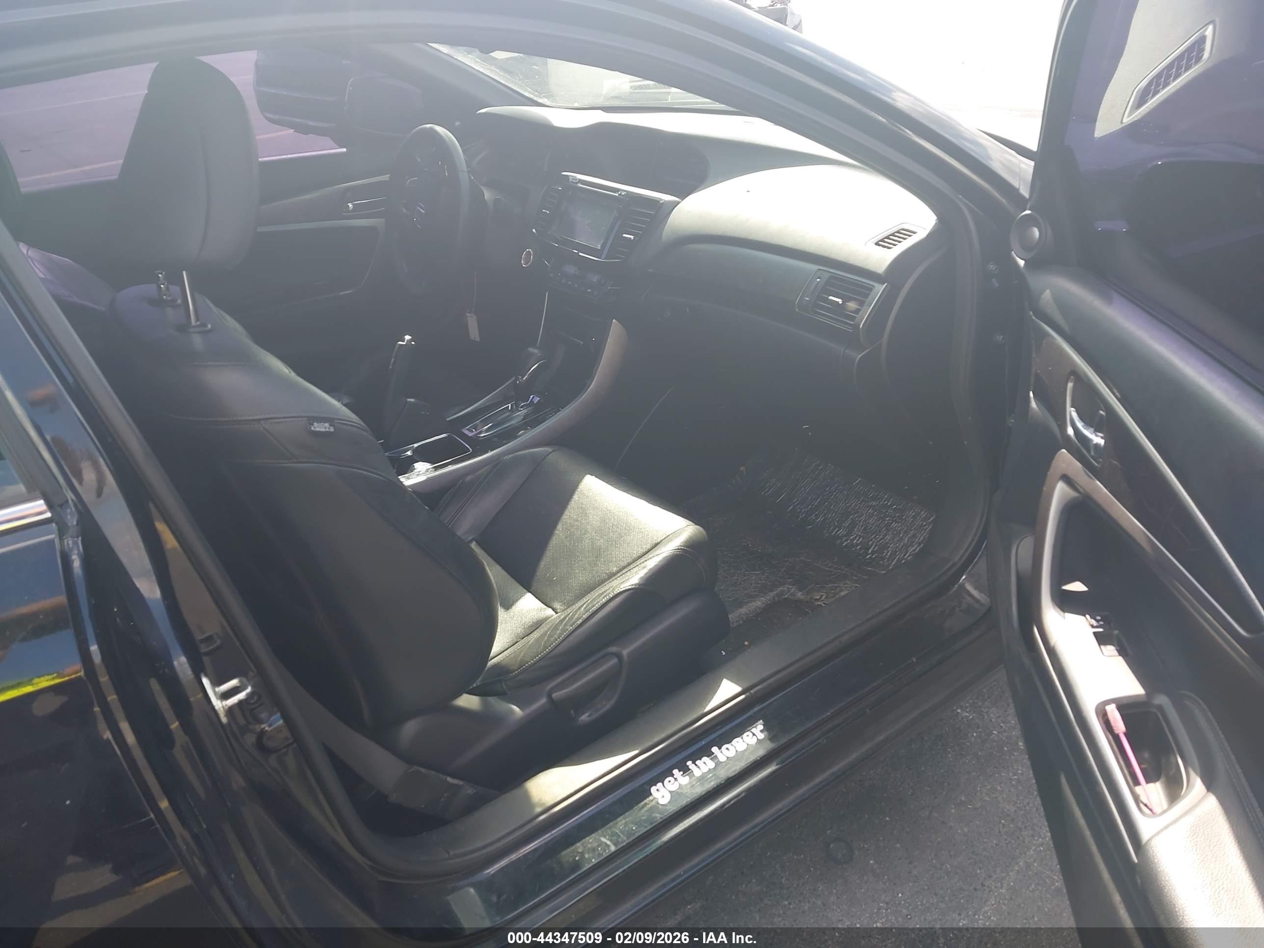 HONDA ACCORD image 5