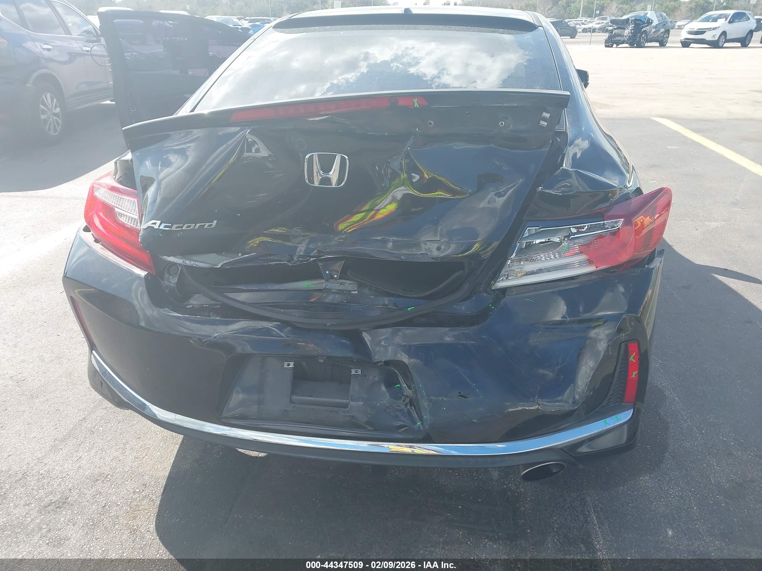 HONDA ACCORD image 6