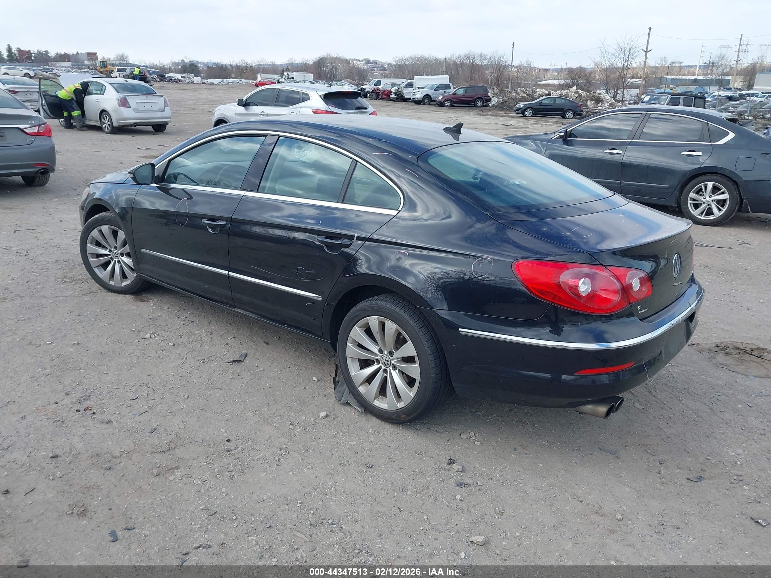 VOLKSWAGEN CC image 3