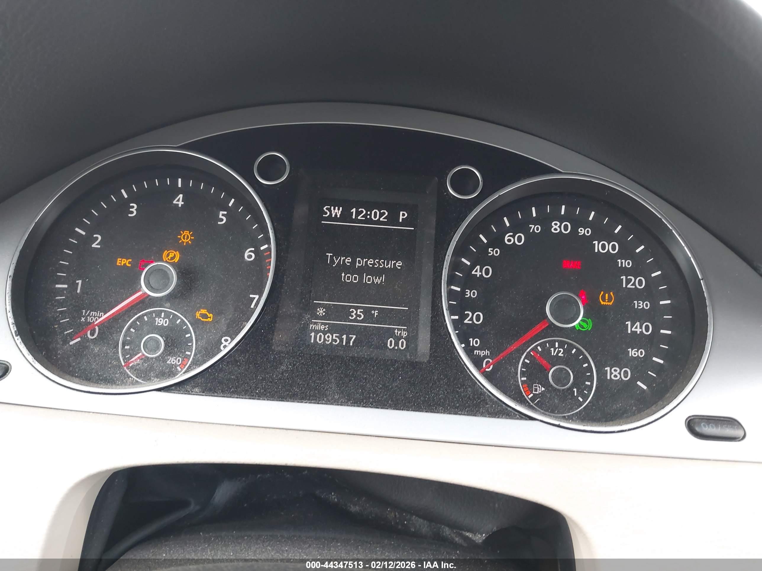 VOLKSWAGEN CC image 7