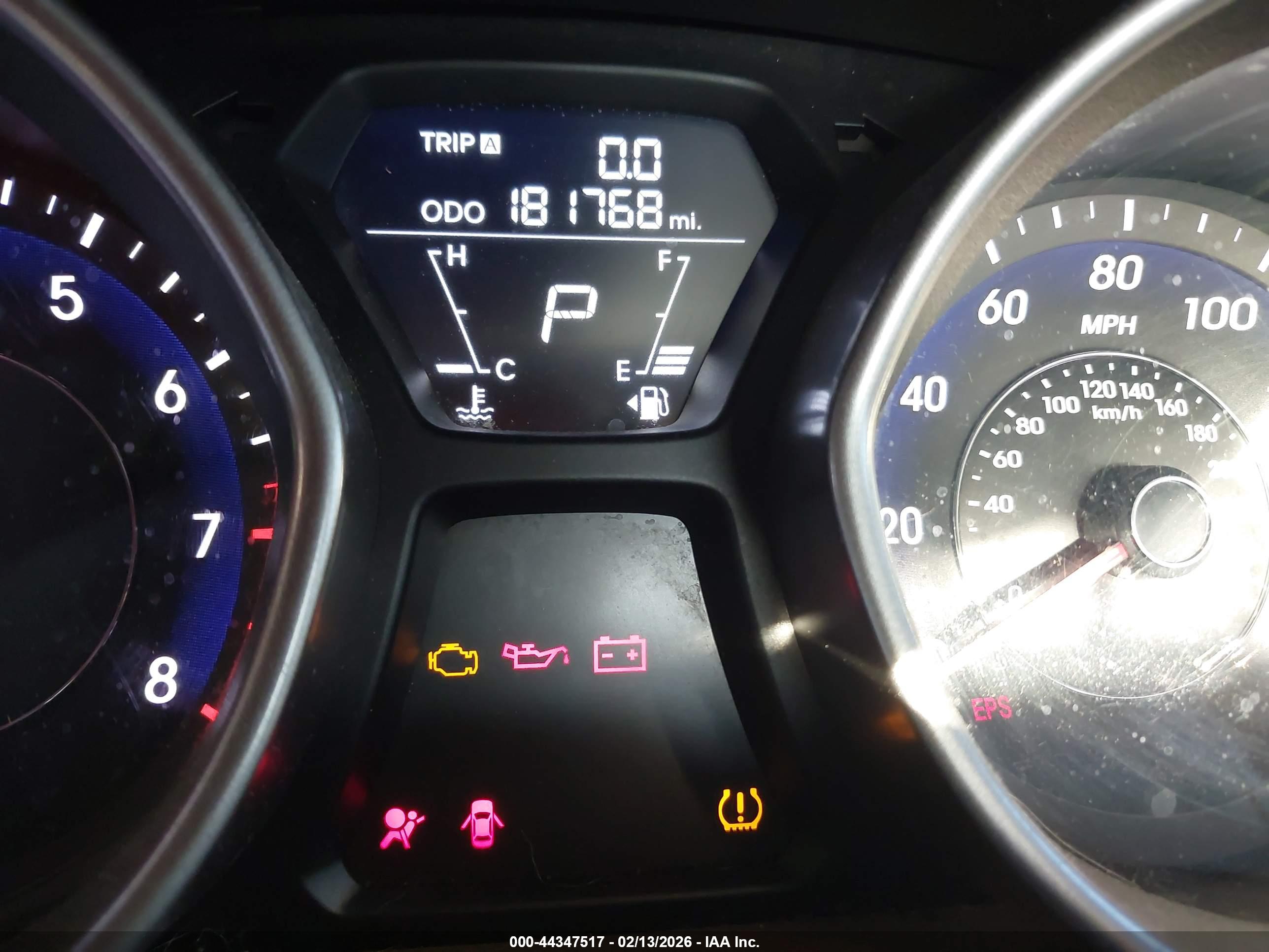 HYUNDAI ELANTRA image 7