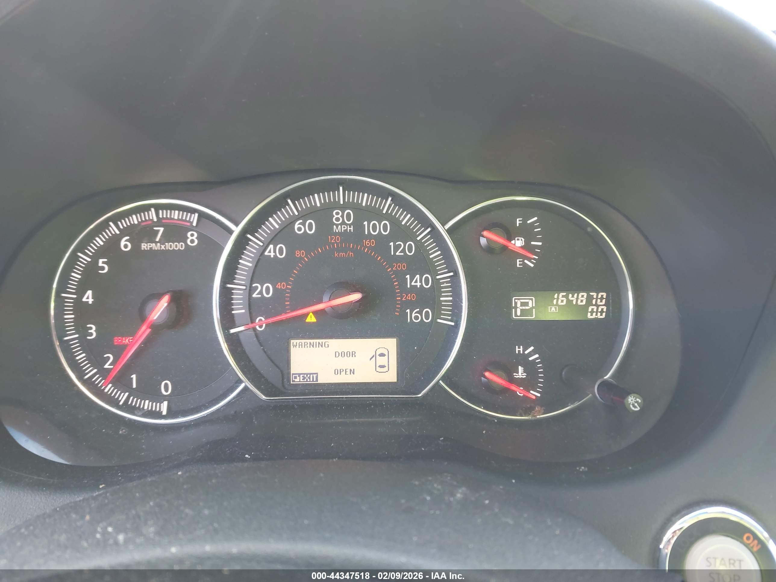 NISSAN MAXIMA image 7