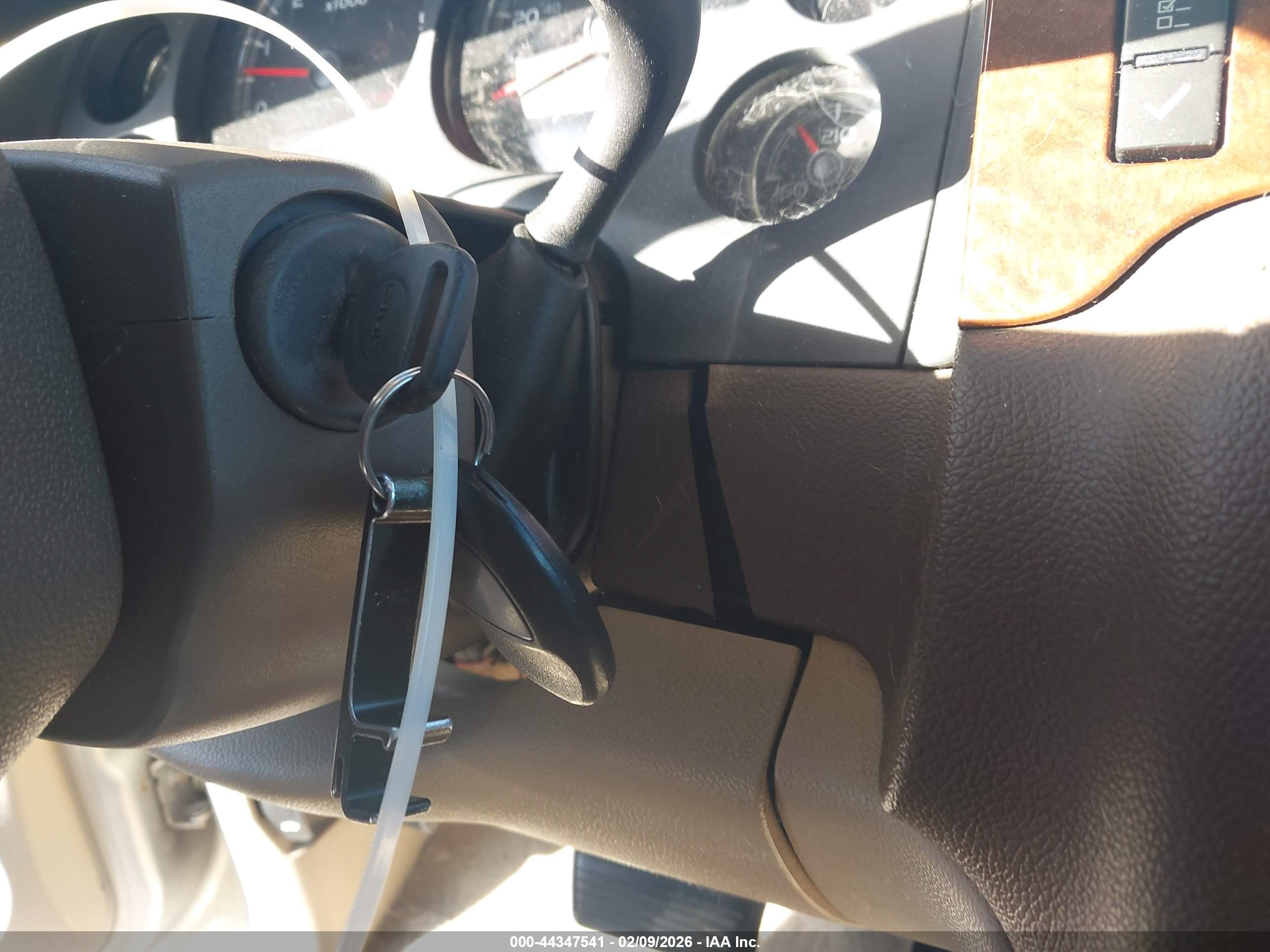GMC YUKON image 11