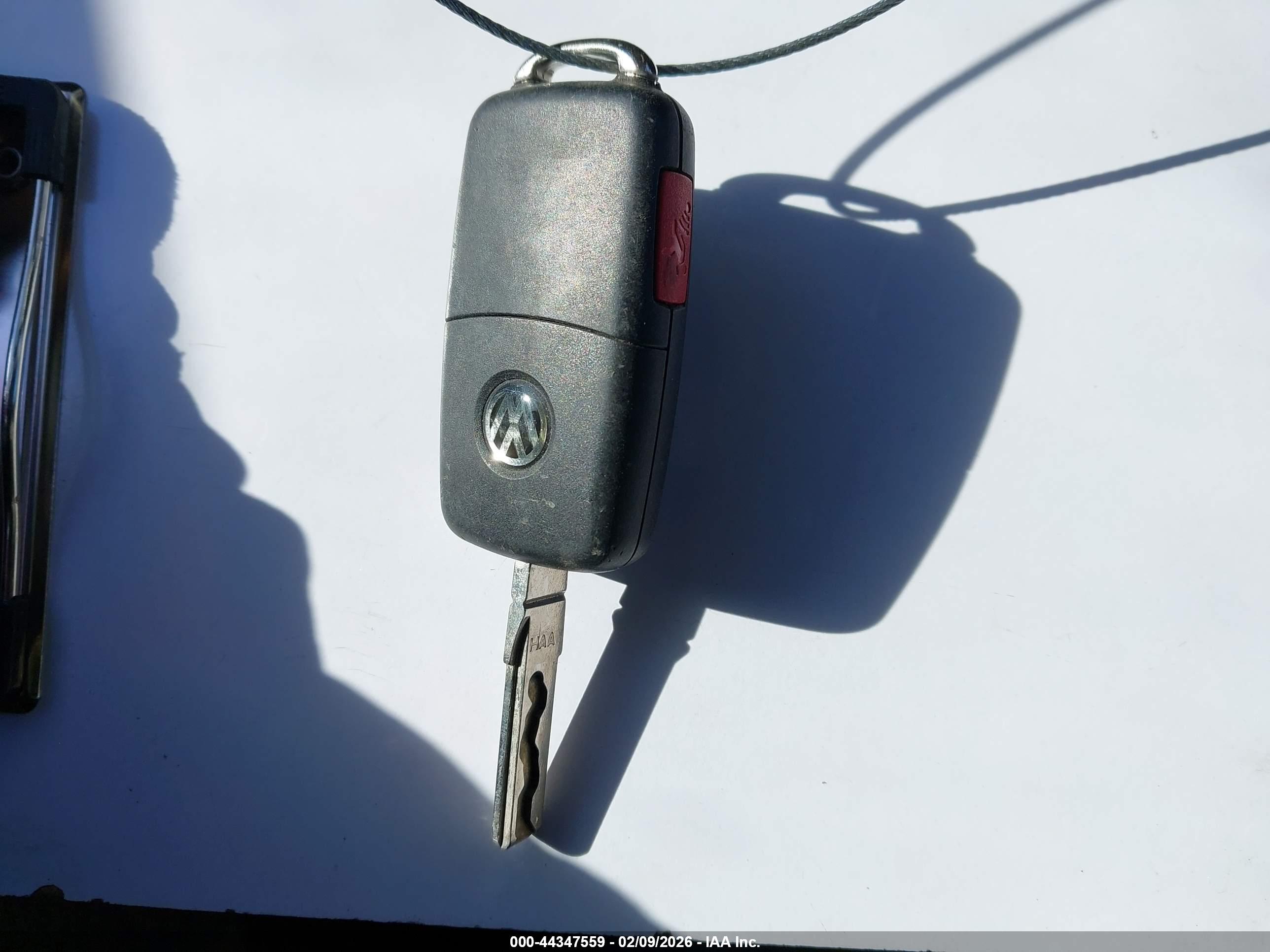 VOLKSWAGEN JETTA image 11