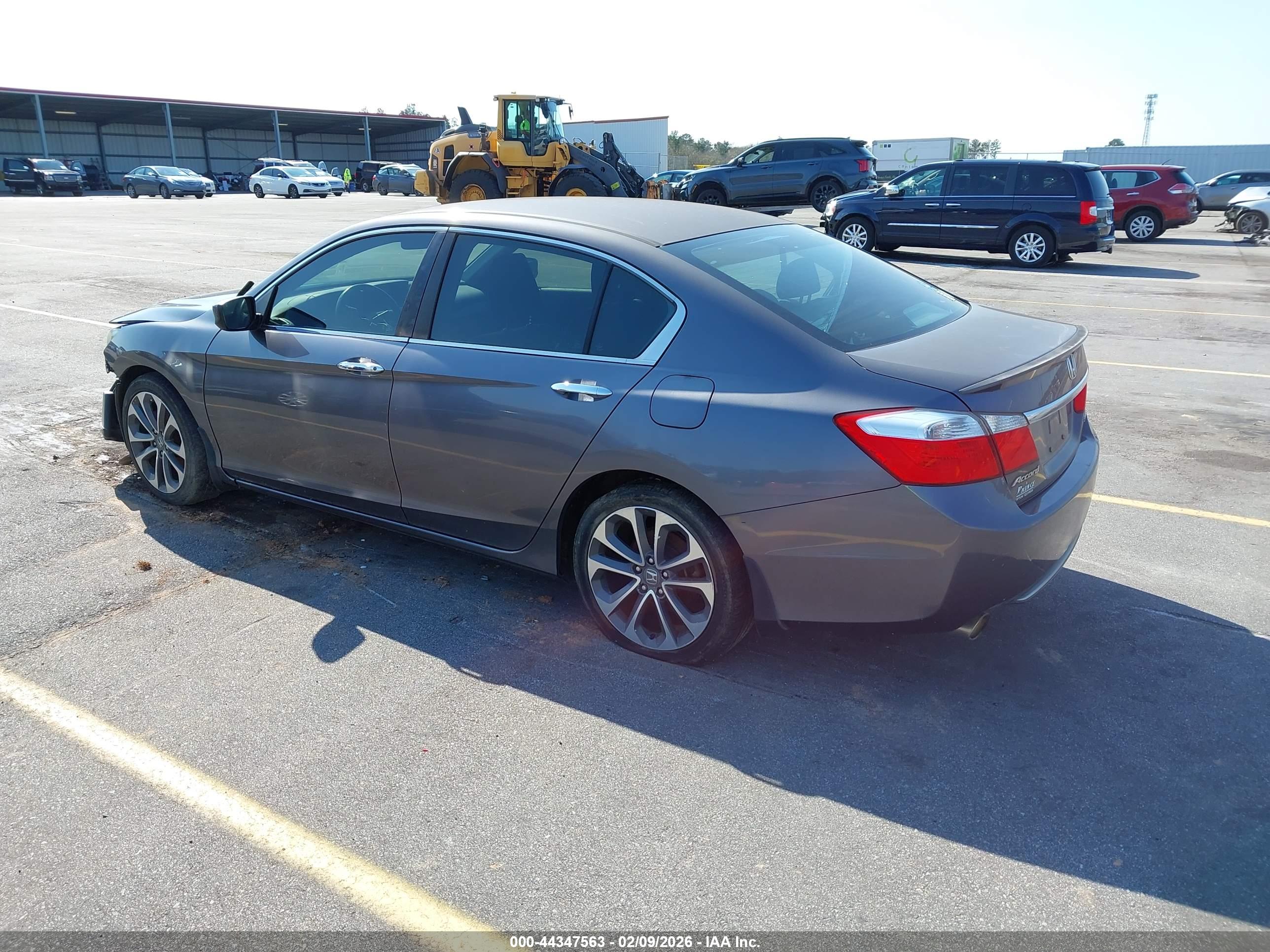 HONDA ACCORD image 3