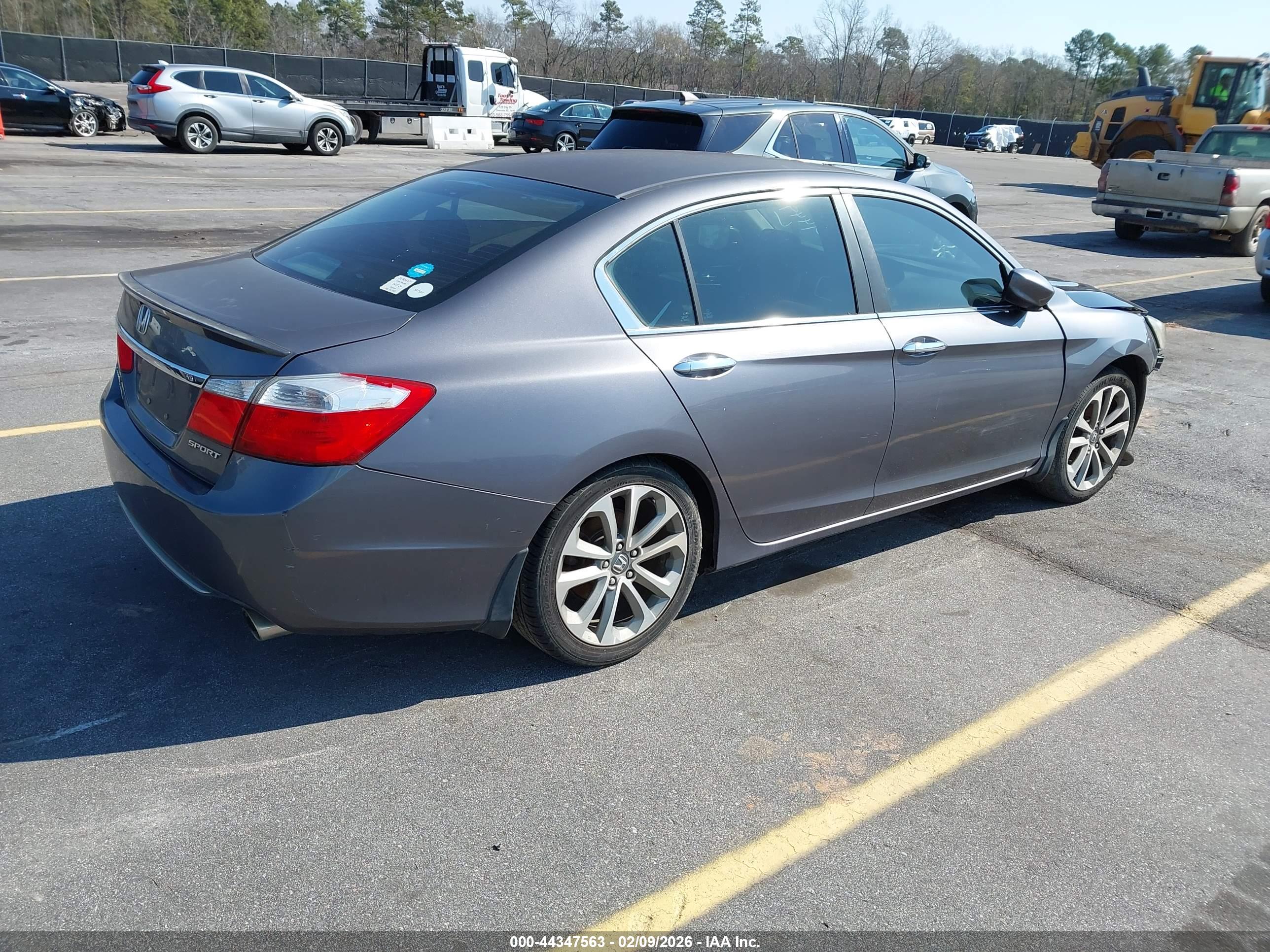 HONDA ACCORD image 4