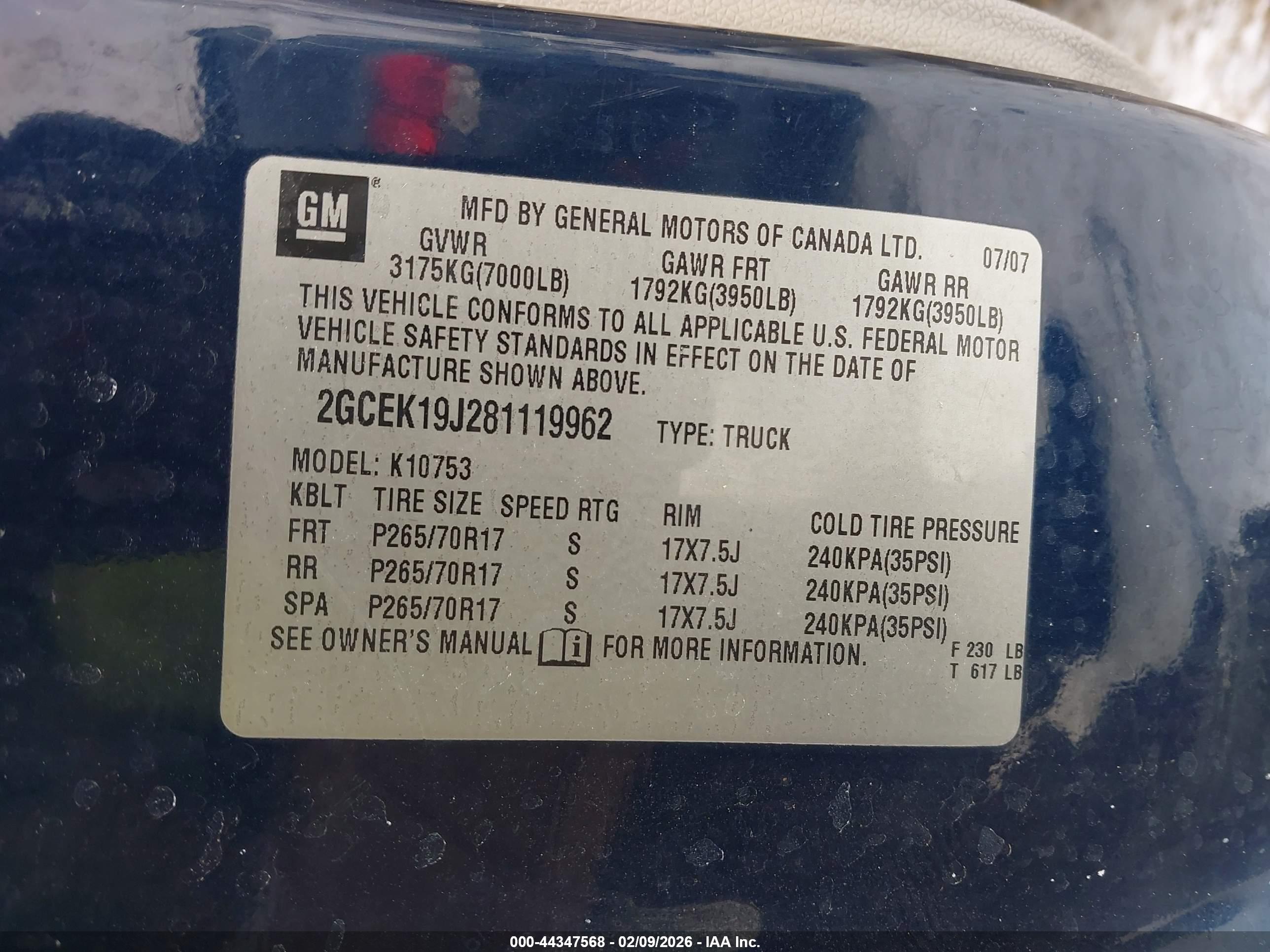 CHEVROLET SILVERADO image 9