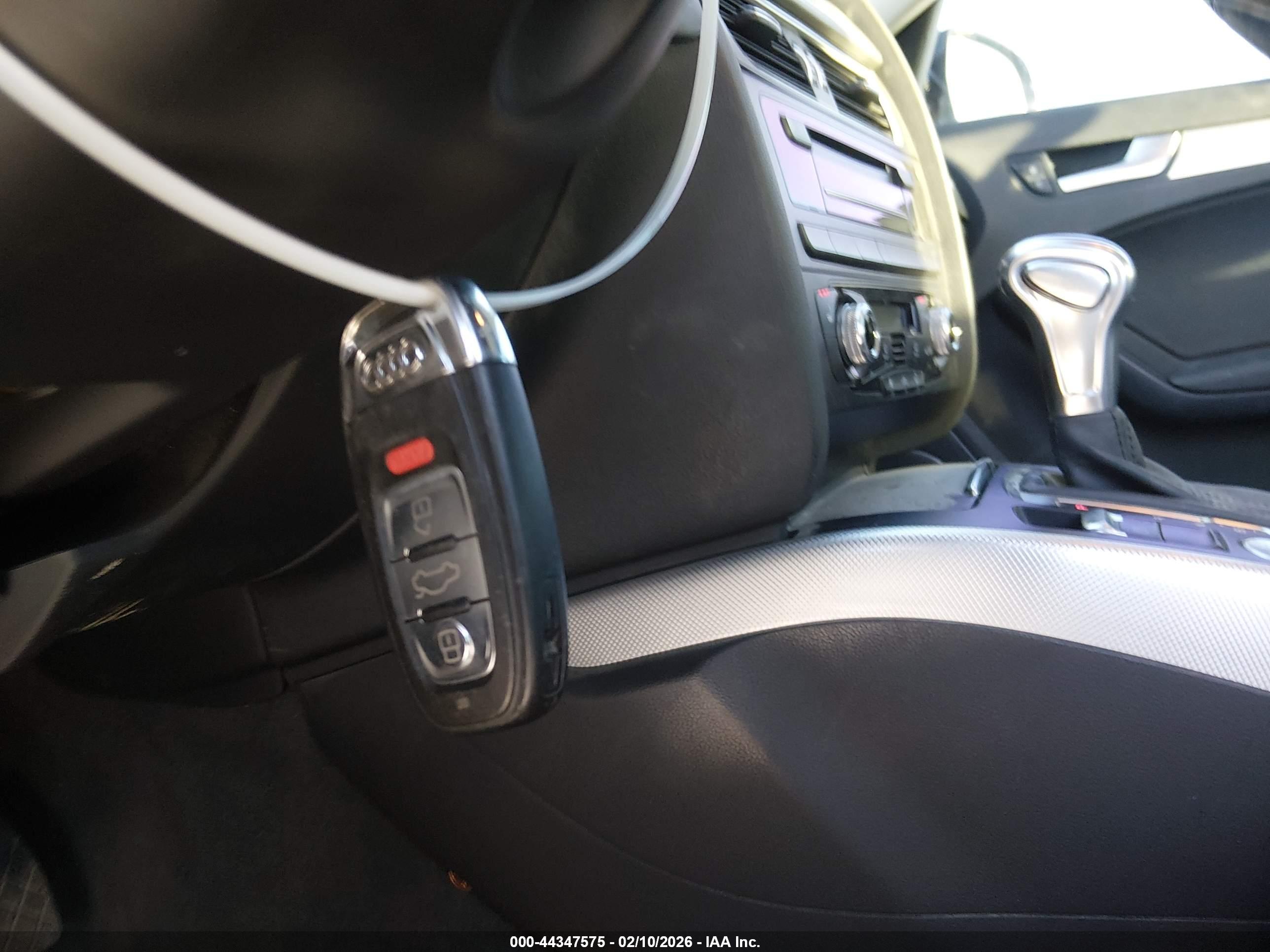 AUDI A4 image 11