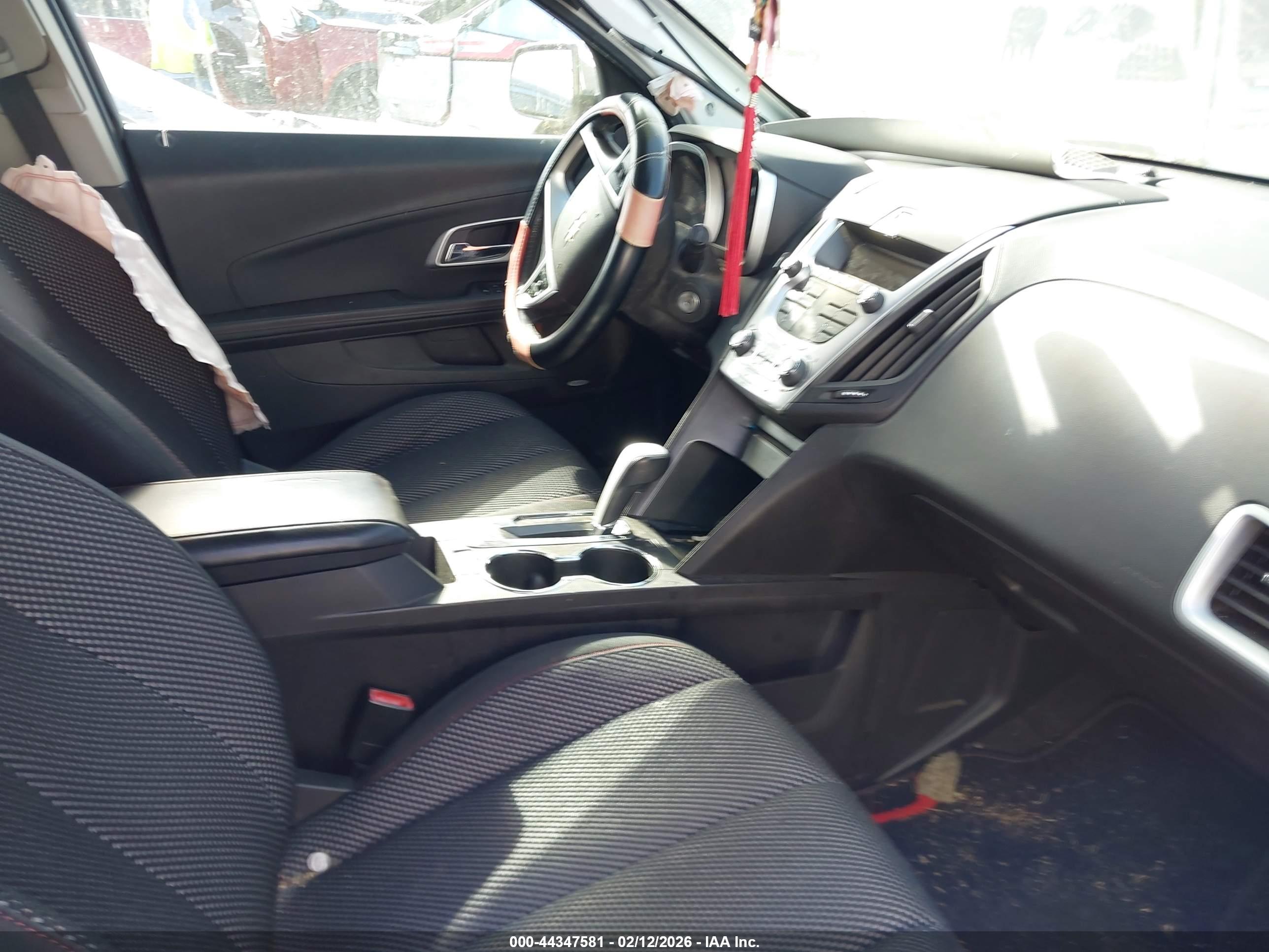 CHEVROLET EQUINOX image 5