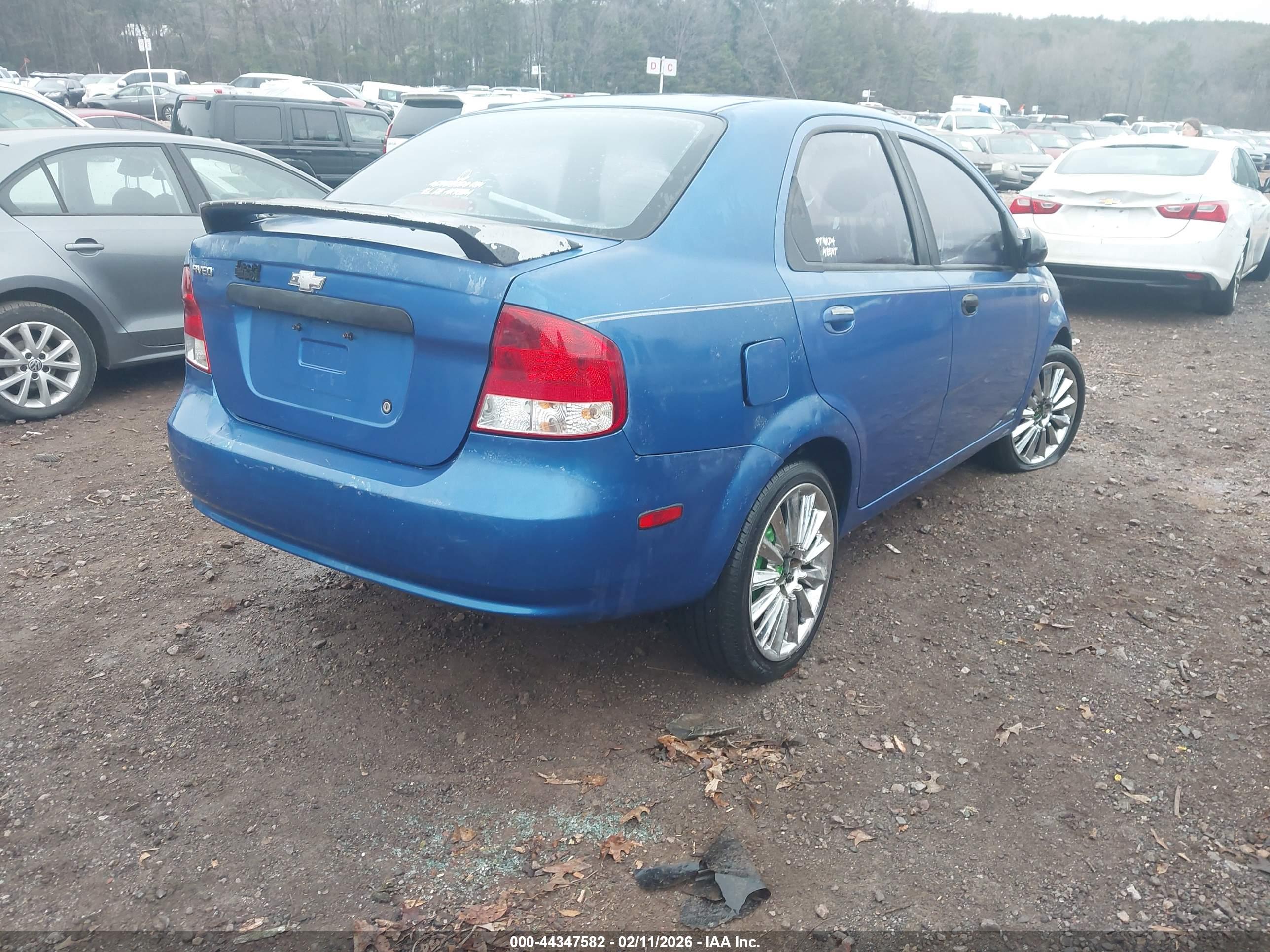CHEVROLET AVEO image 4