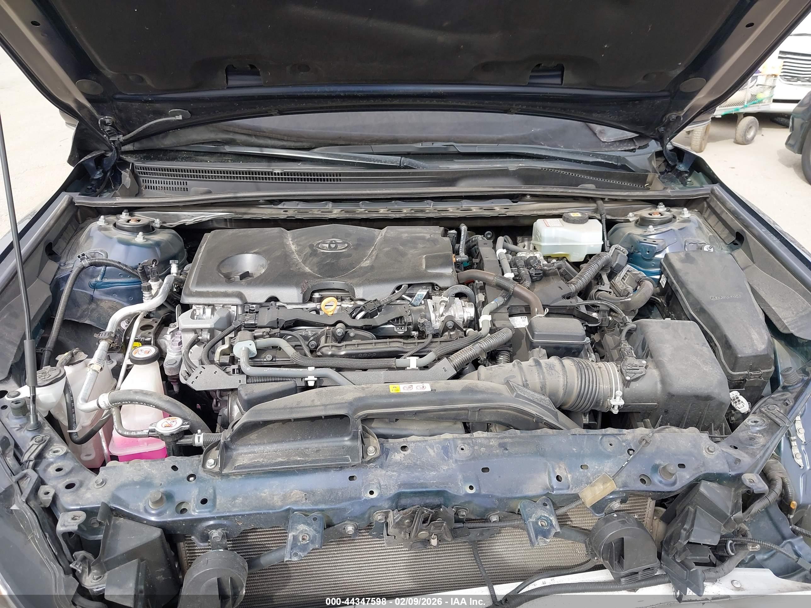 TOYOTA CAMRY image 10