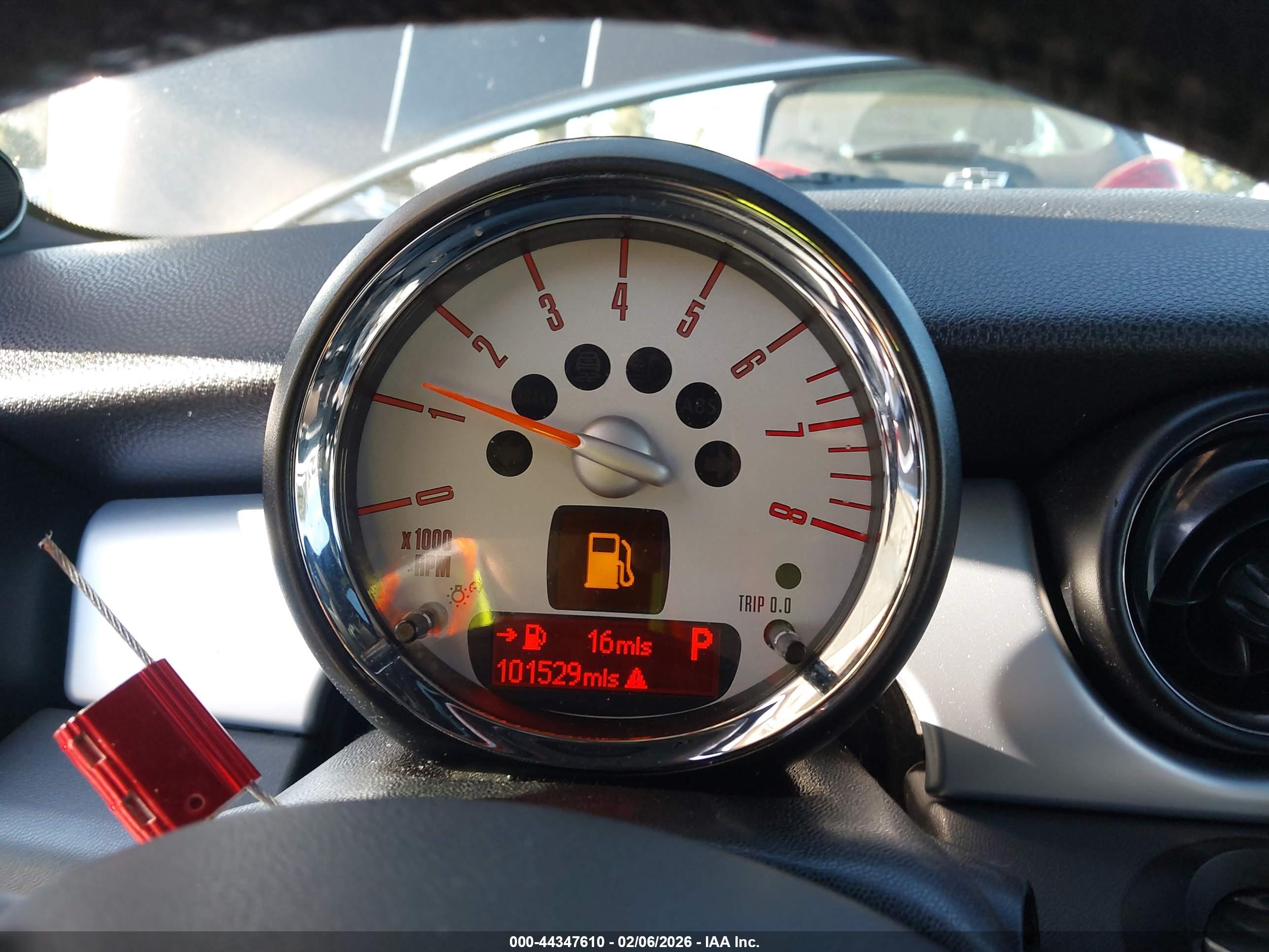MINI COOPER image 7