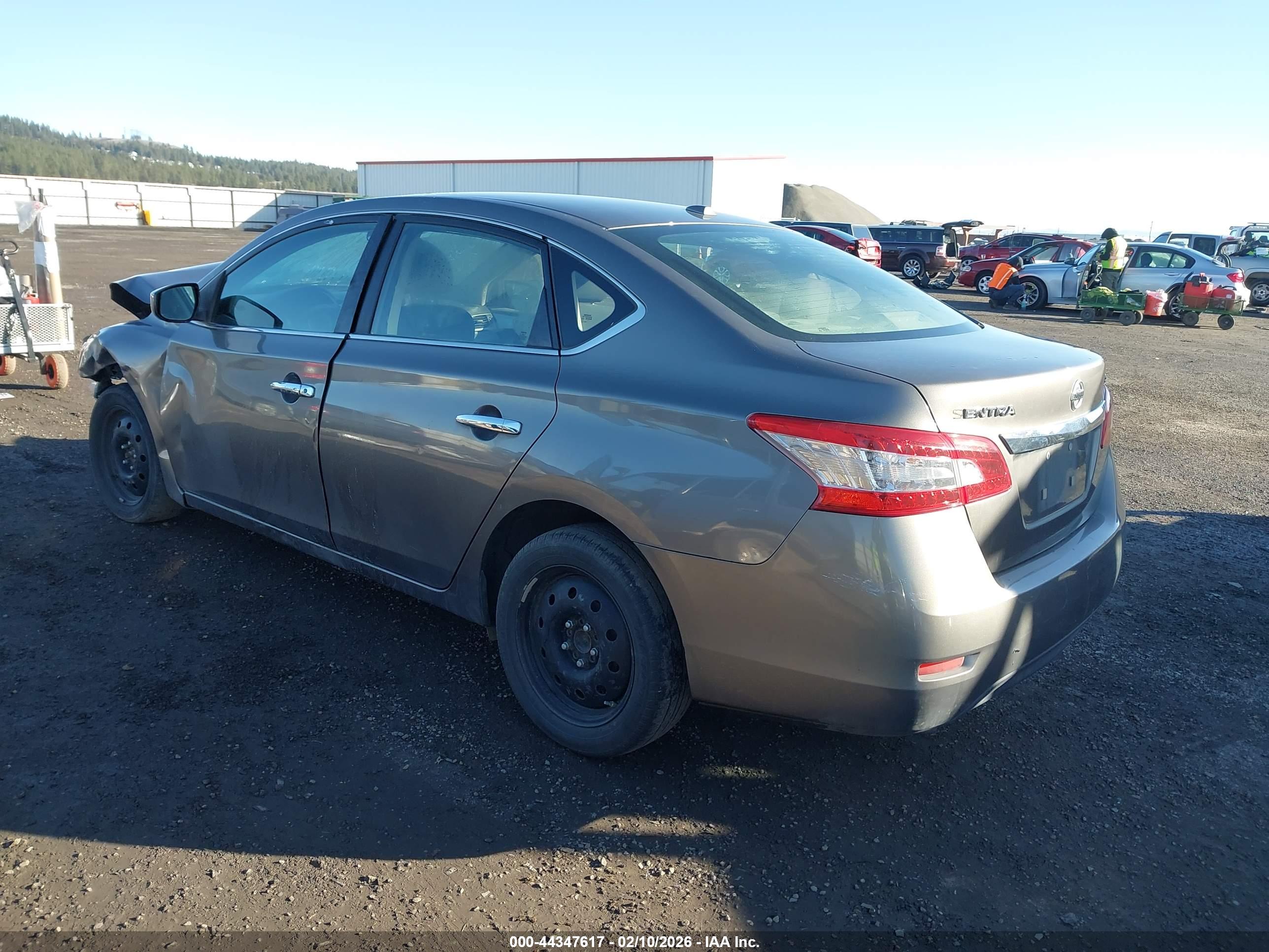 NISSAN SENTRA image 3