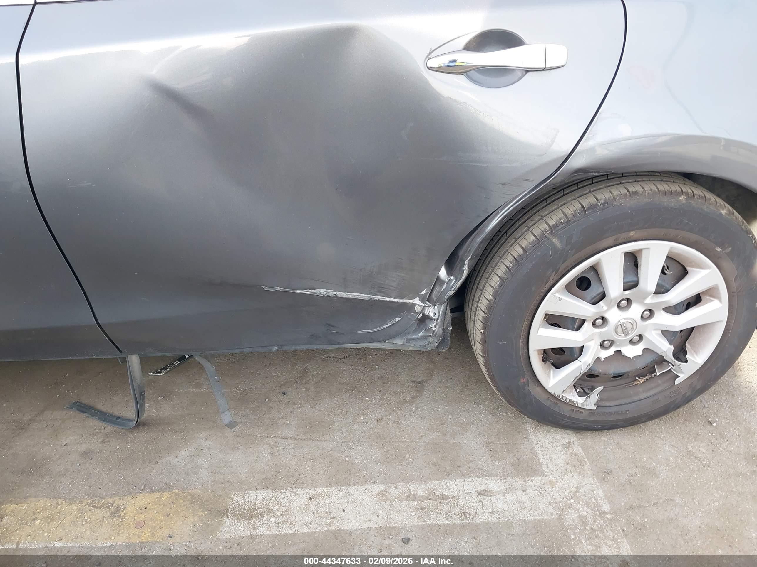 NISSAN ALTIMA image 6