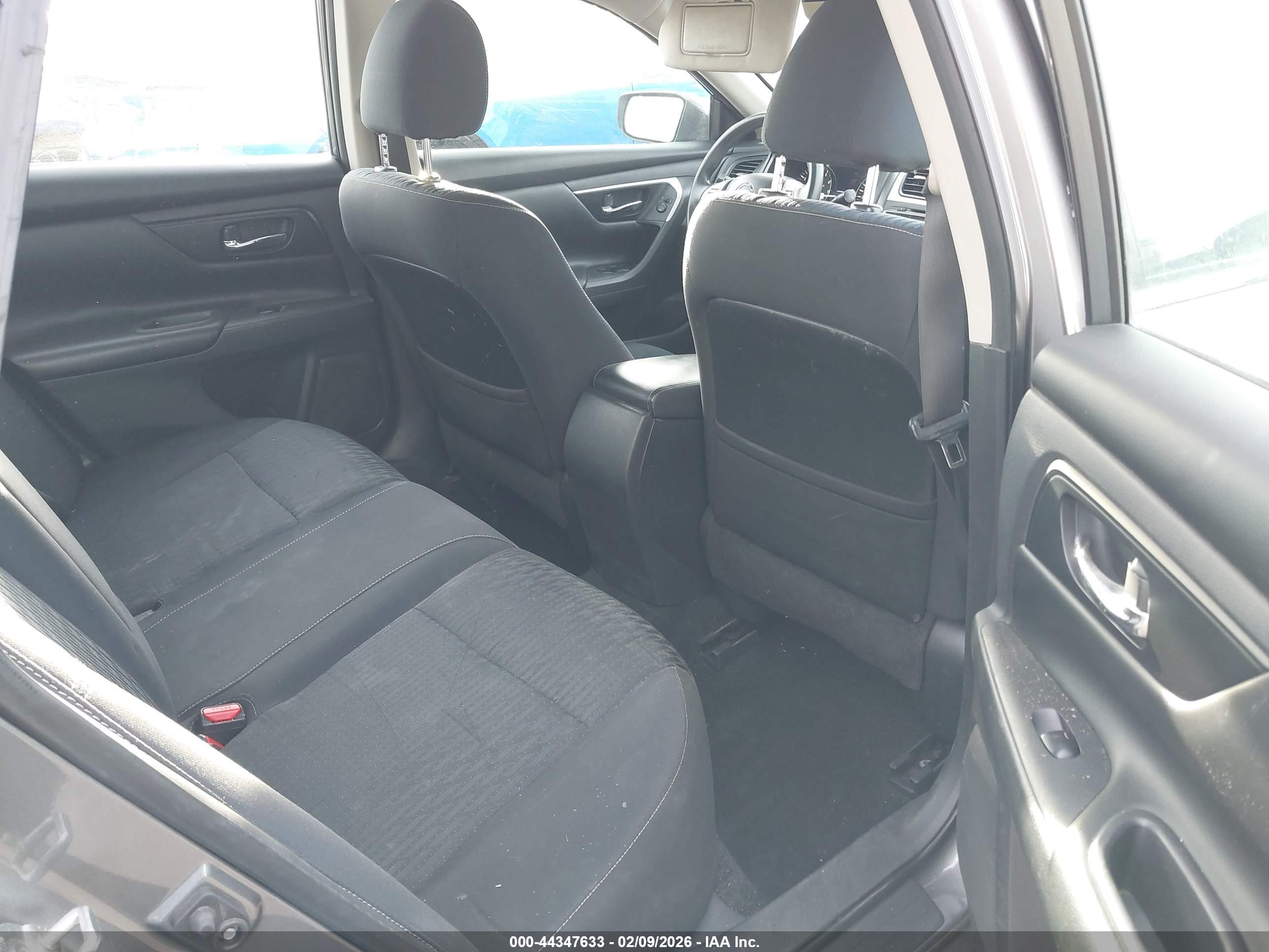 NISSAN ALTIMA image 8