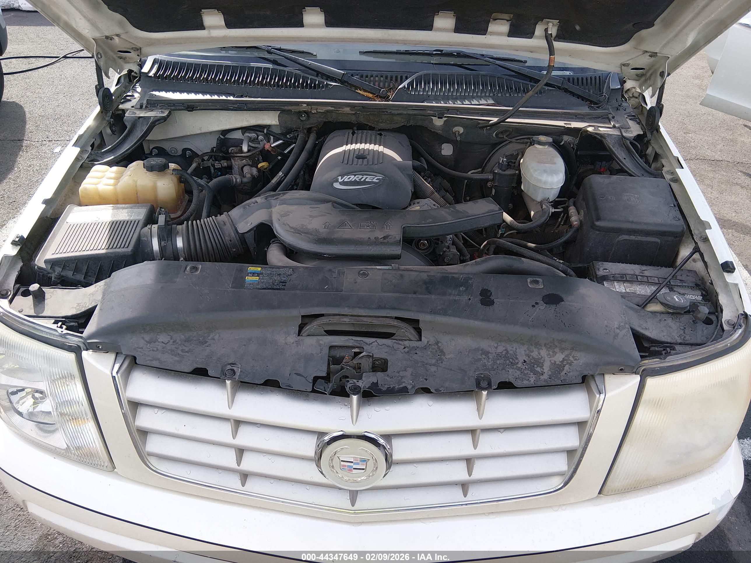 CADILLAC ESCALADE image 10