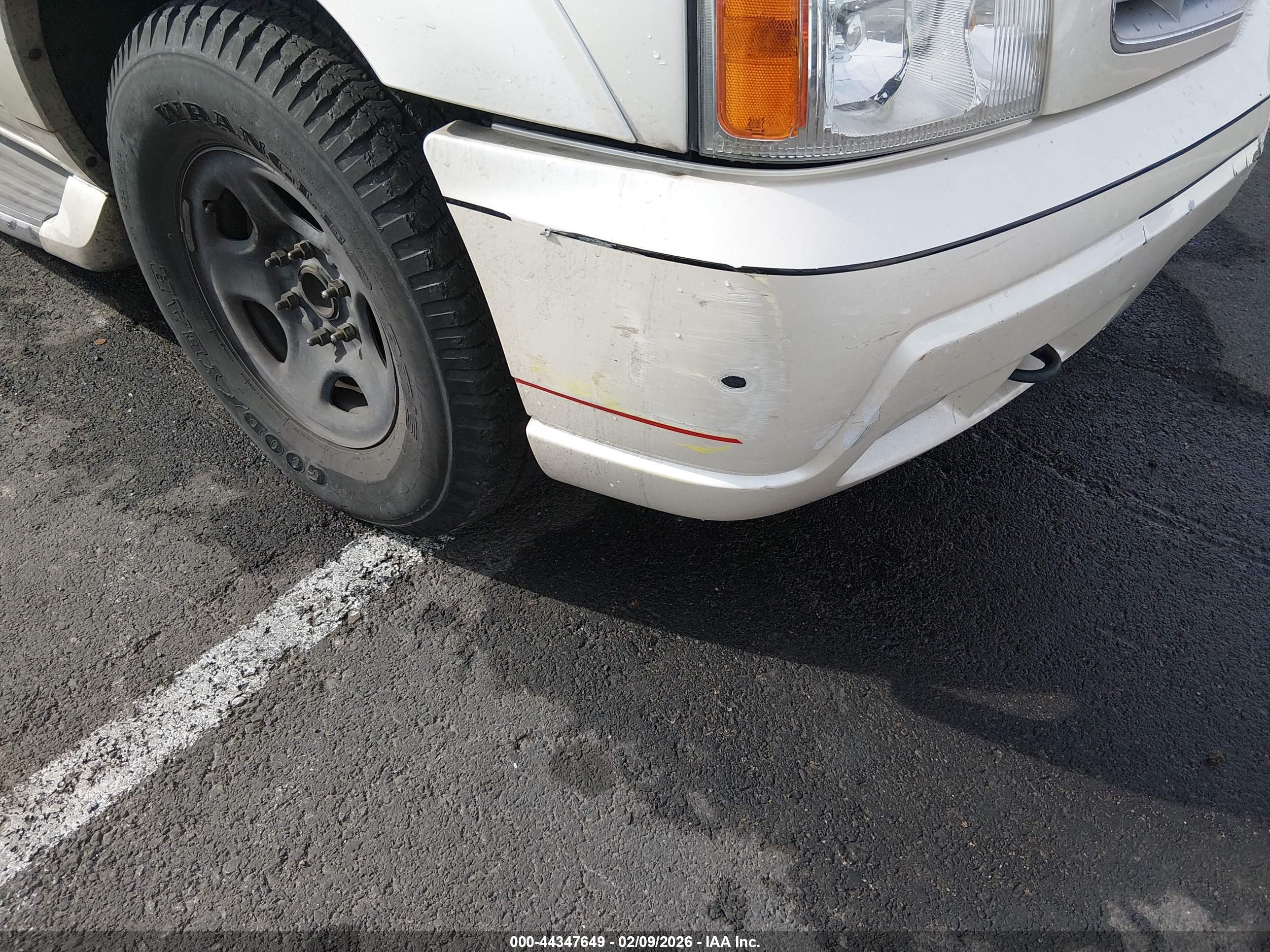 CADILLAC ESCALADE image 6