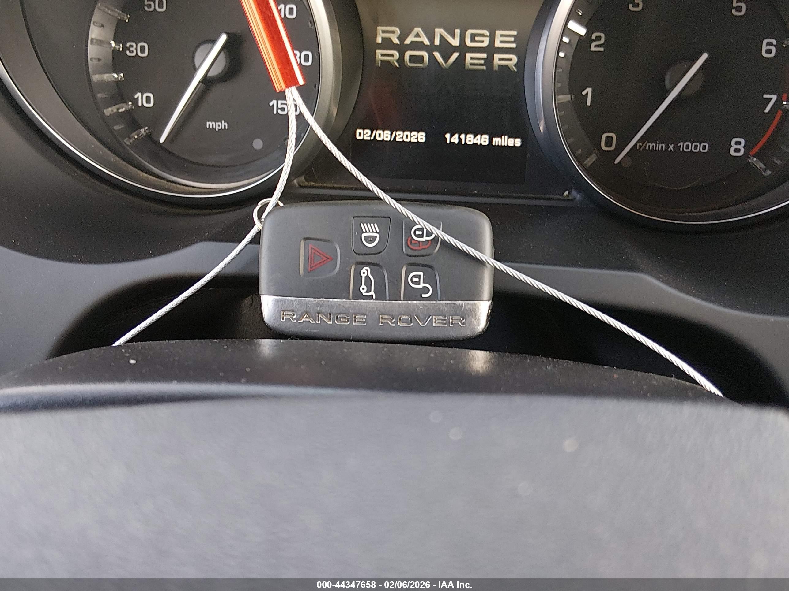 LAND ROVER image 11