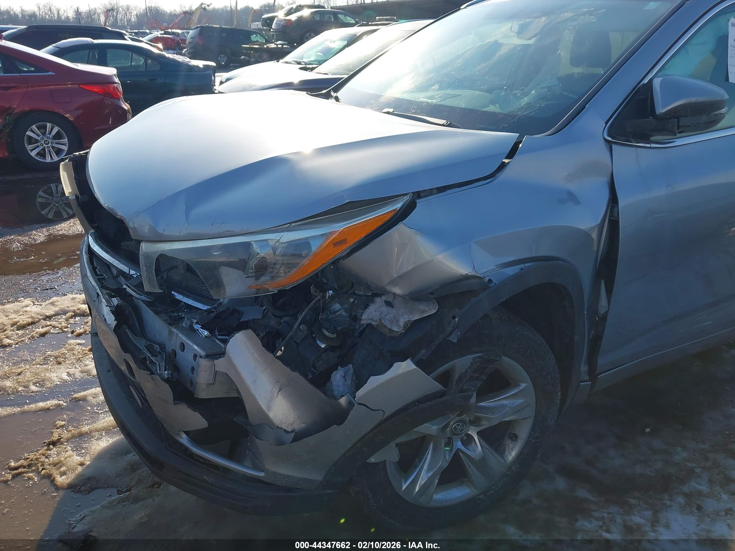 TOYOTA HIGHLANDER image 6