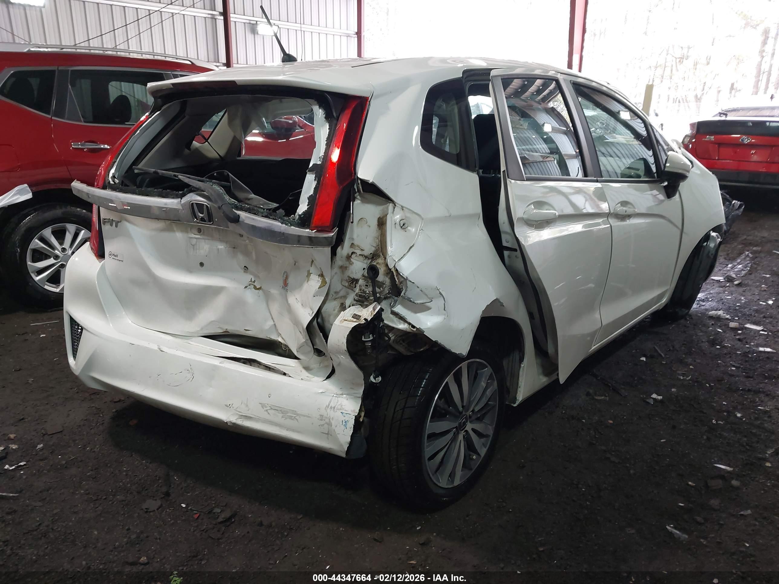 HONDA FIT image 4