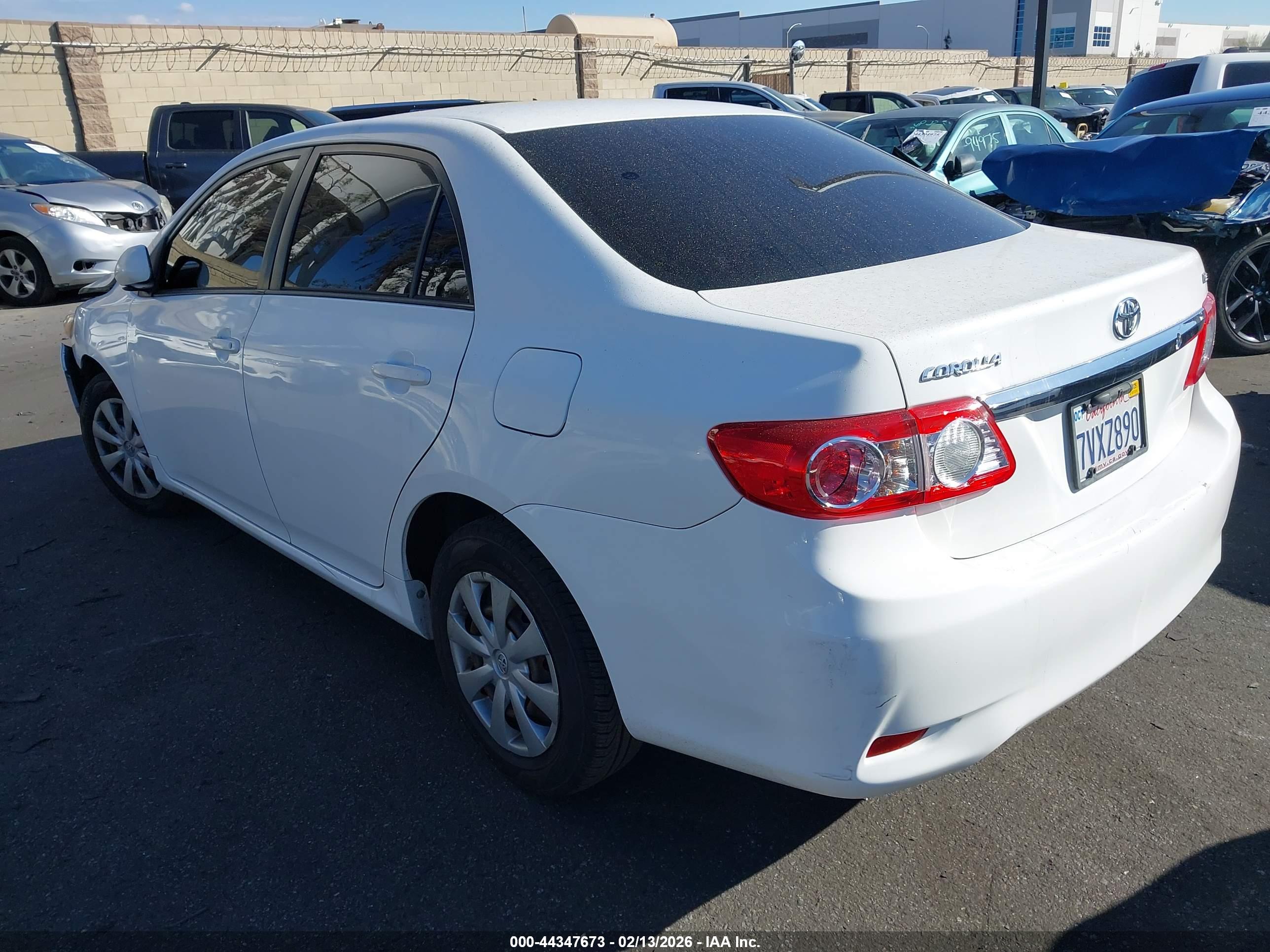 TOYOTA COROLLA image 3