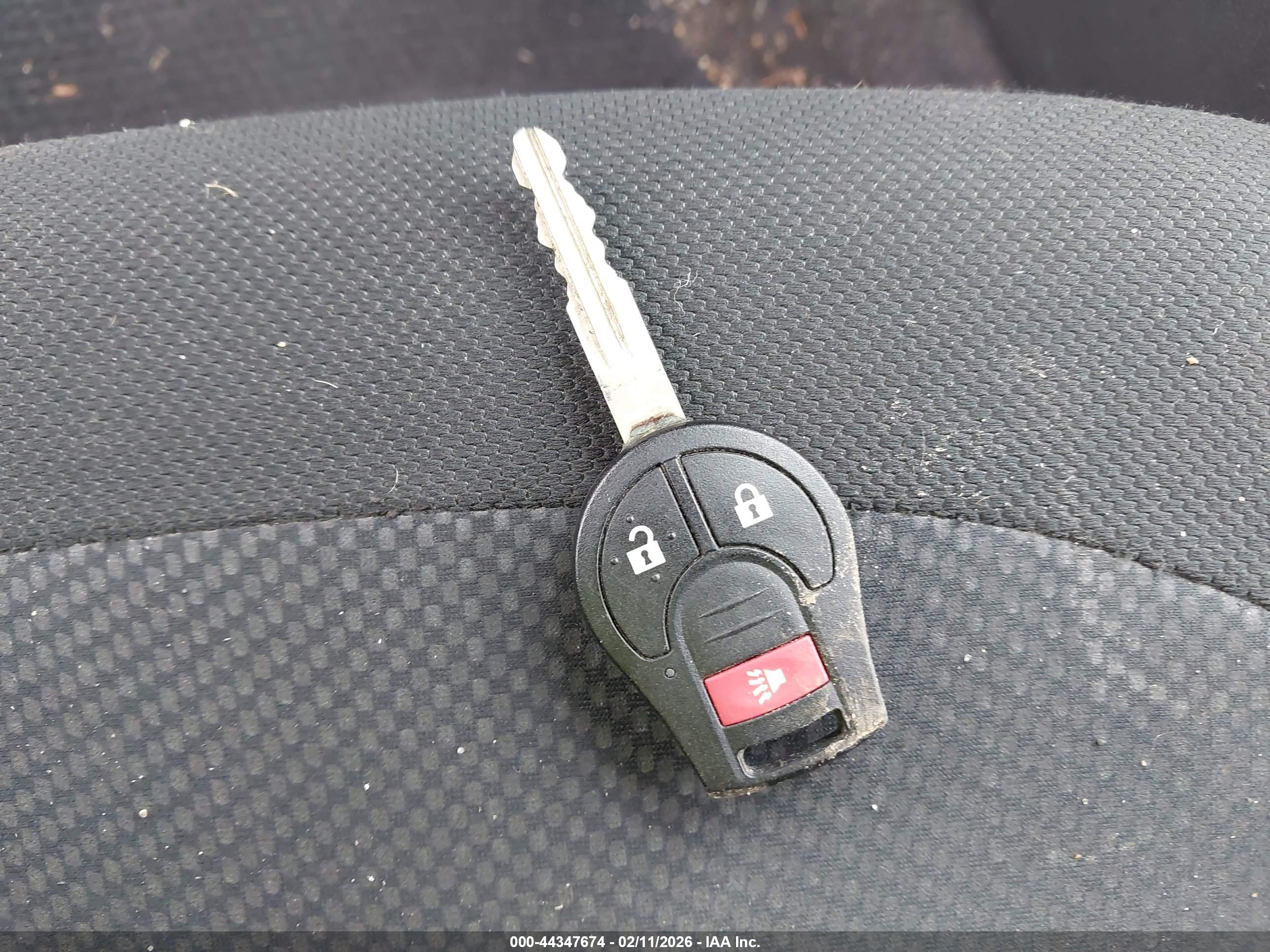NISSAN ROGUE image 11