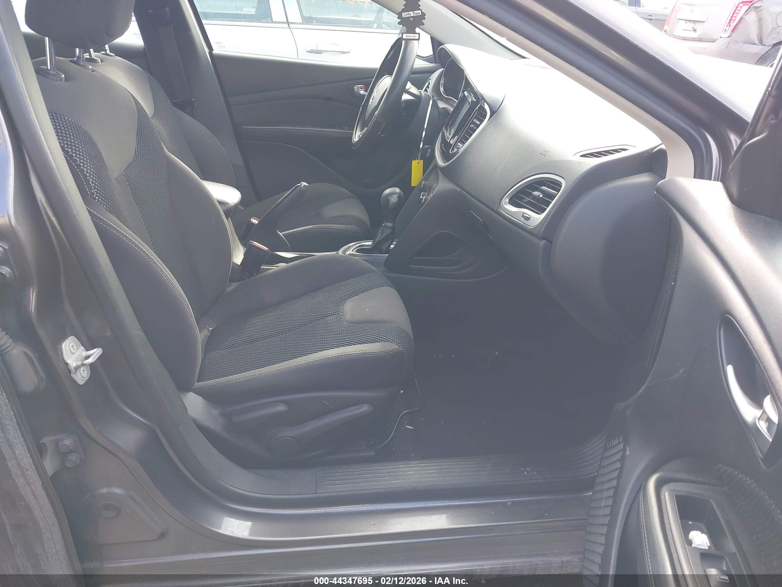DODGE DART image 5