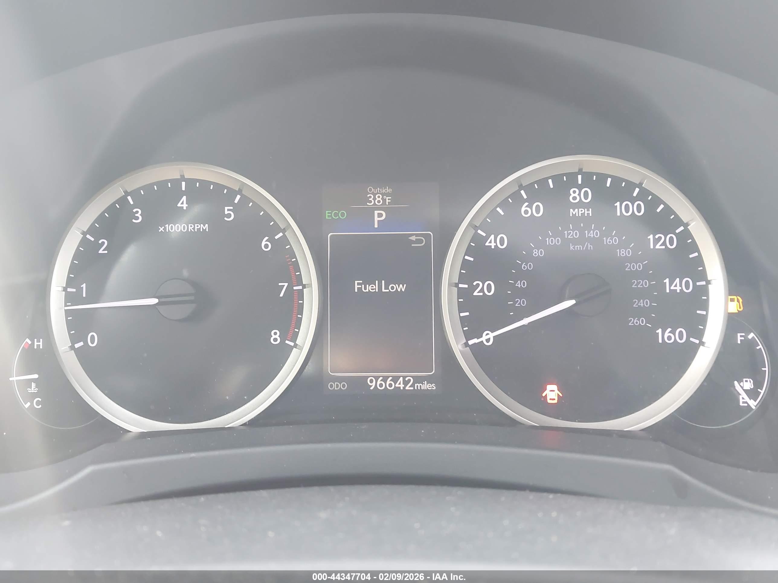 LEXUS IS image 7