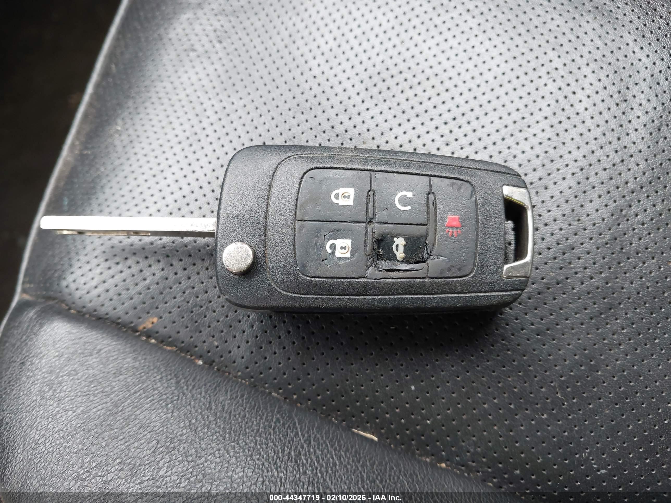 GMC TERRAIN image 11