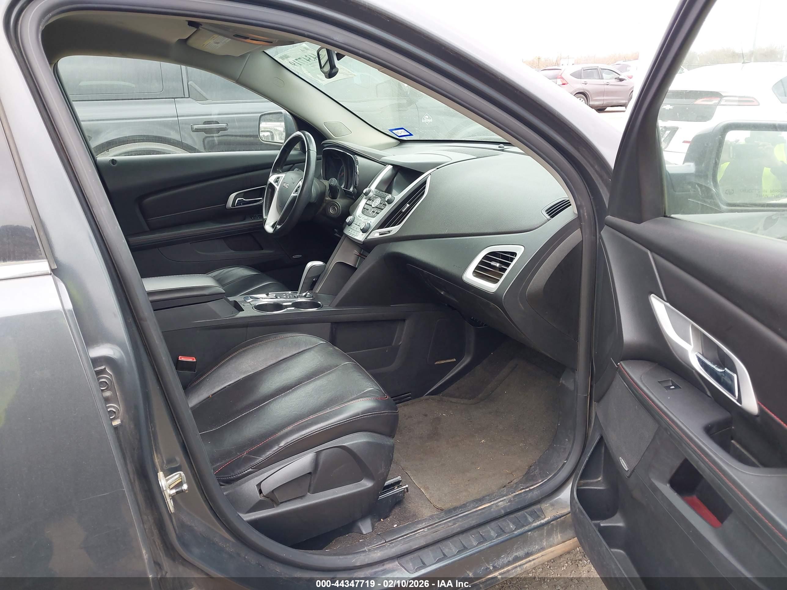 GMC TERRAIN image 5