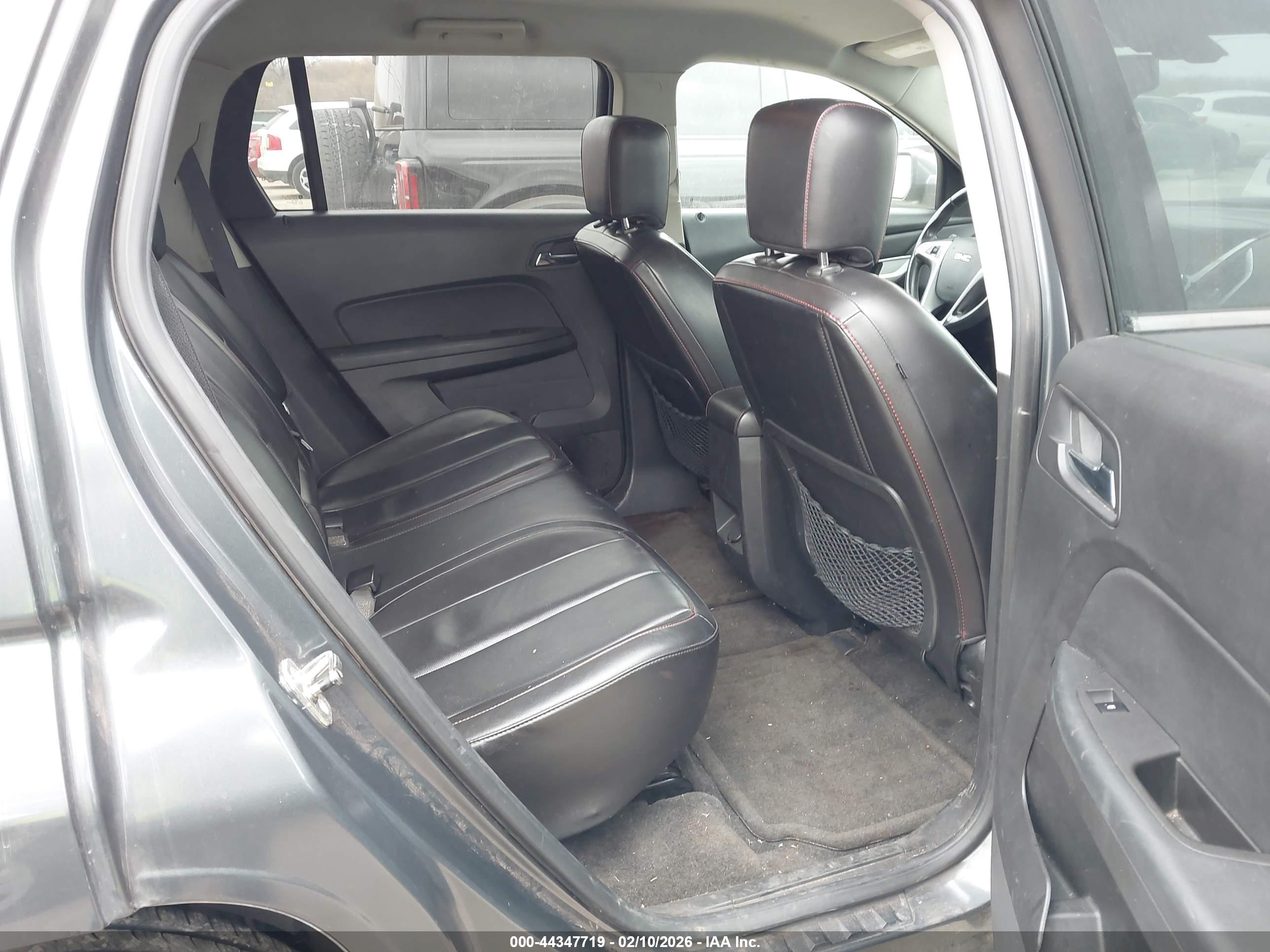 GMC TERRAIN image 8