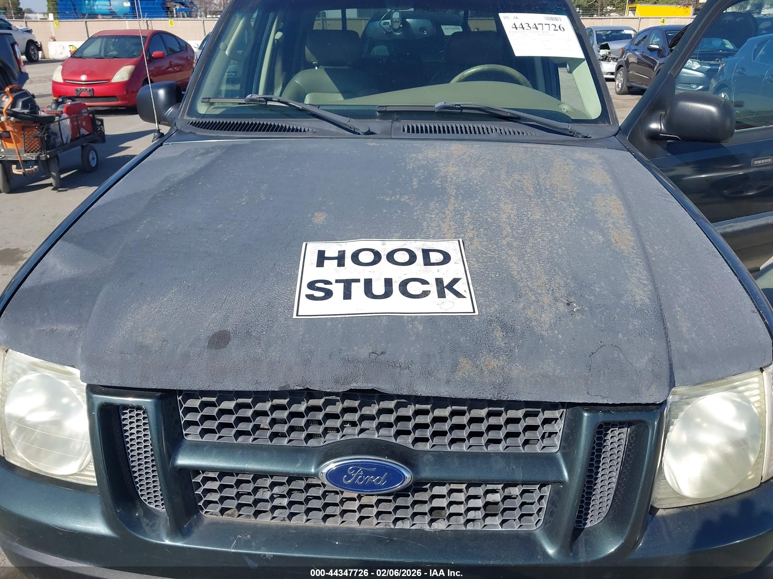 FORD EXPLORER image 10