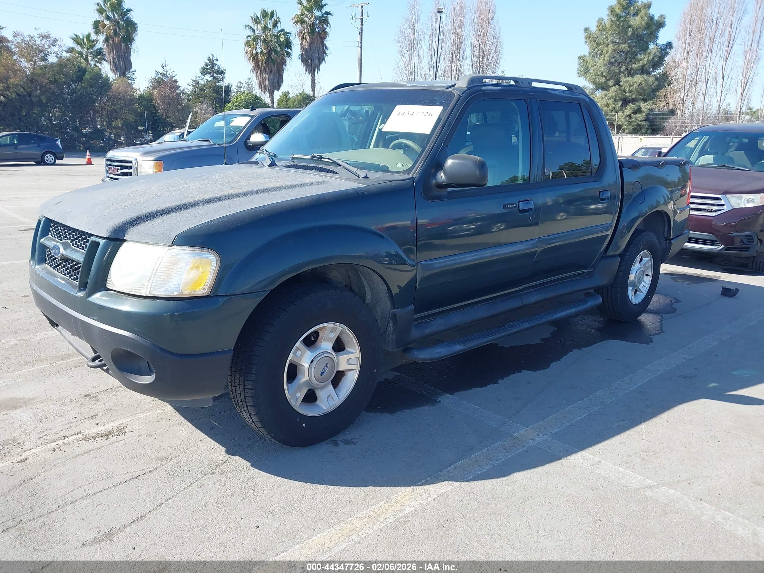 FORD EXPLORER image 2