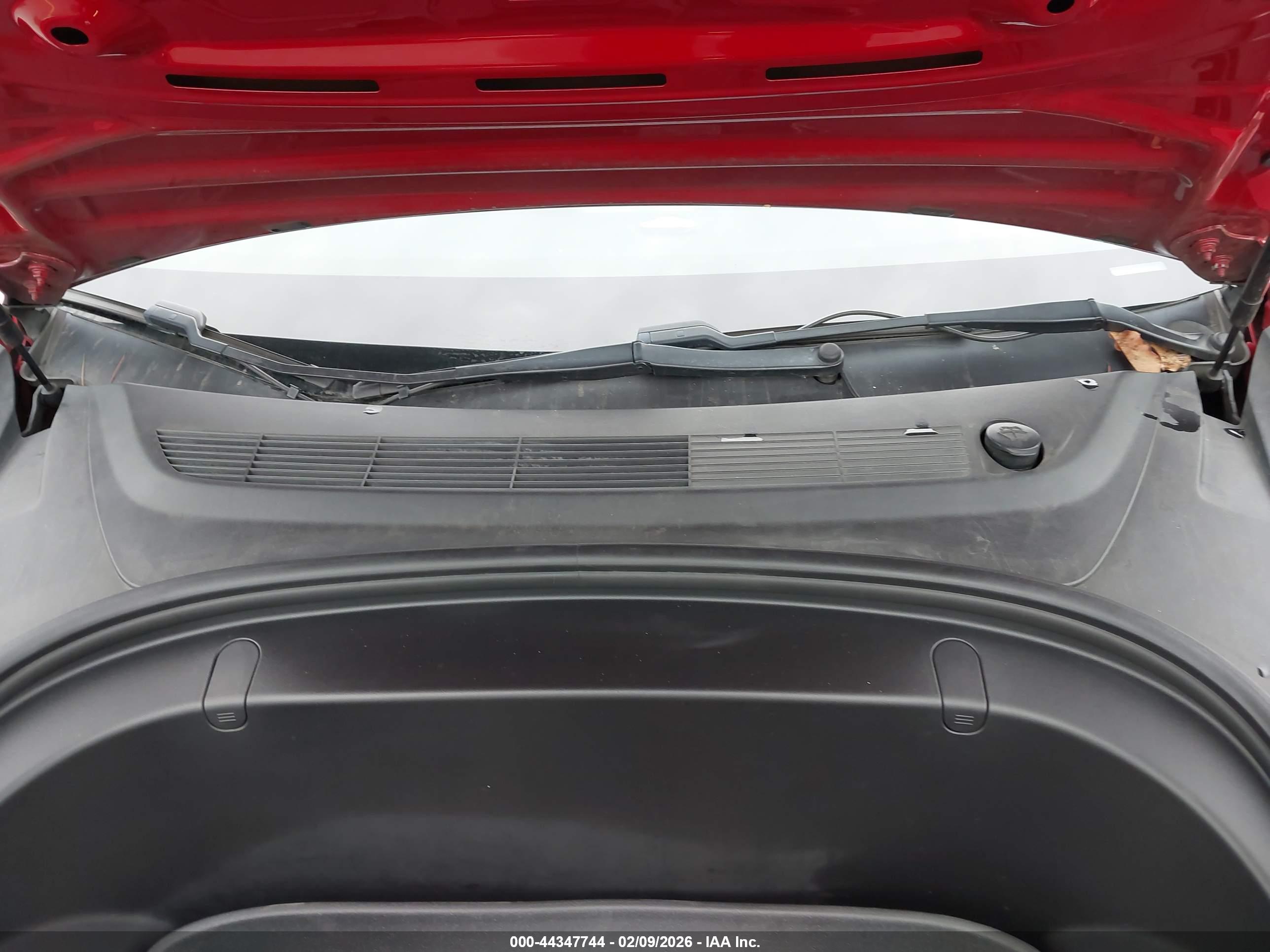 TESLA MODEL image 10