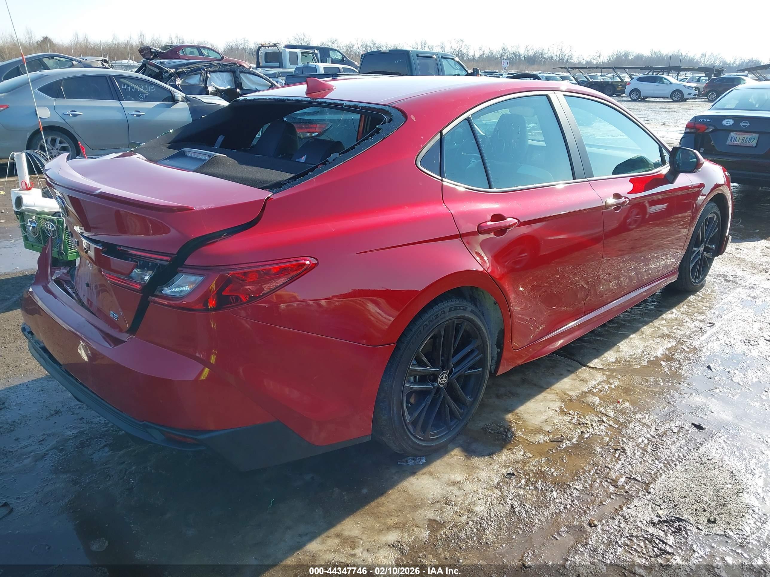 TOYOTA CAMRY image 4