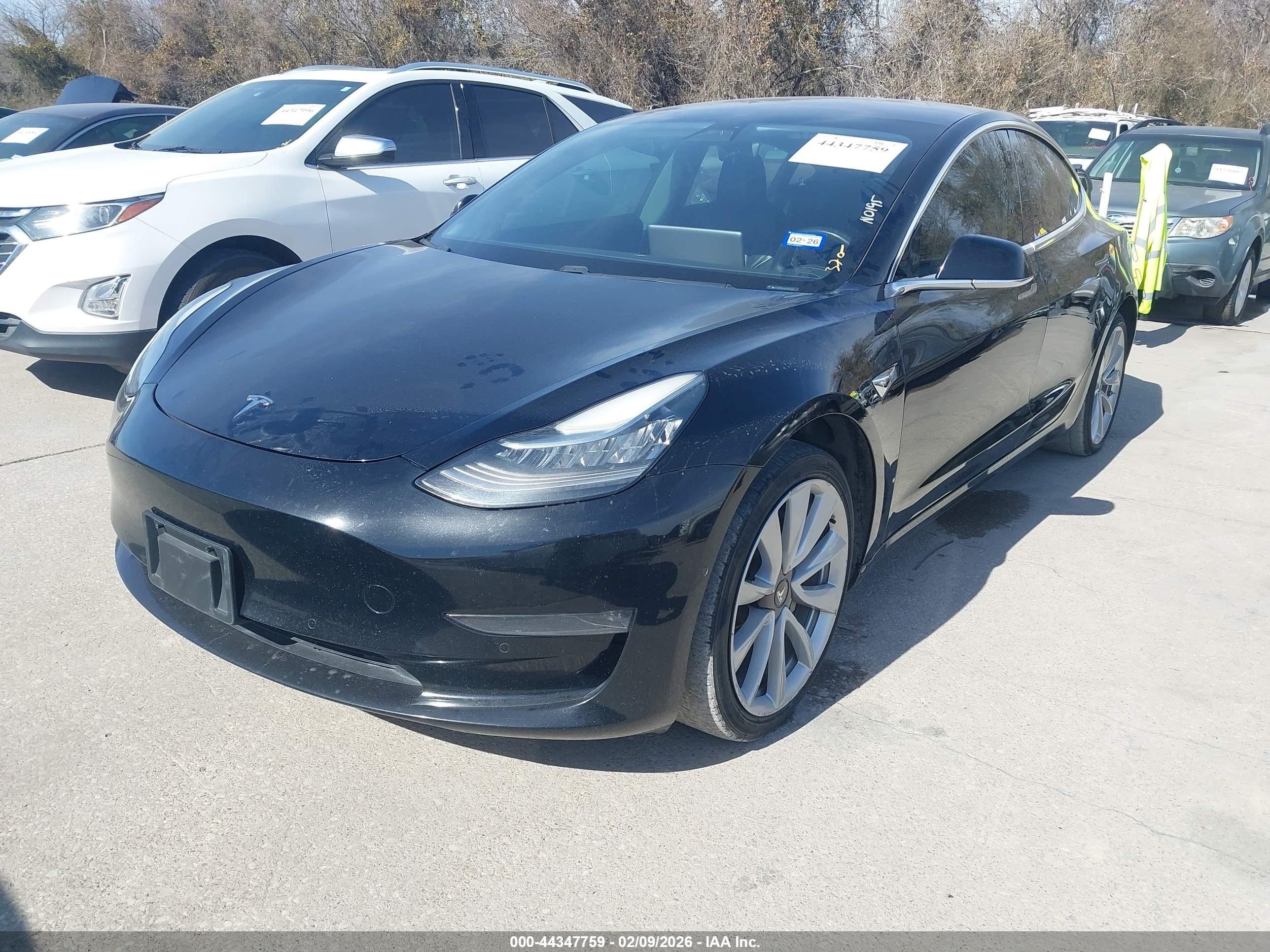 TESLA MODEL image 2