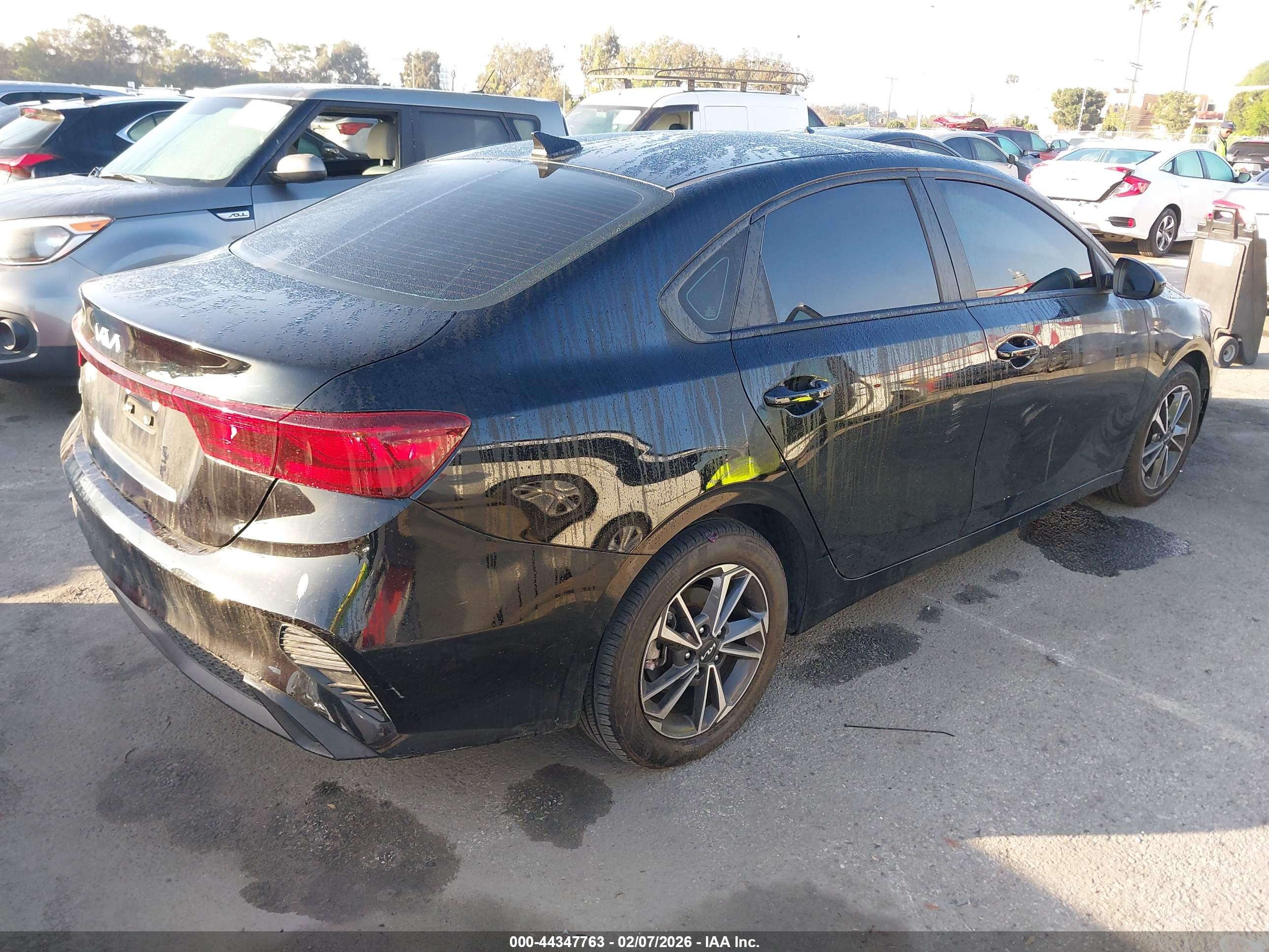 KIA FORTE image 4
