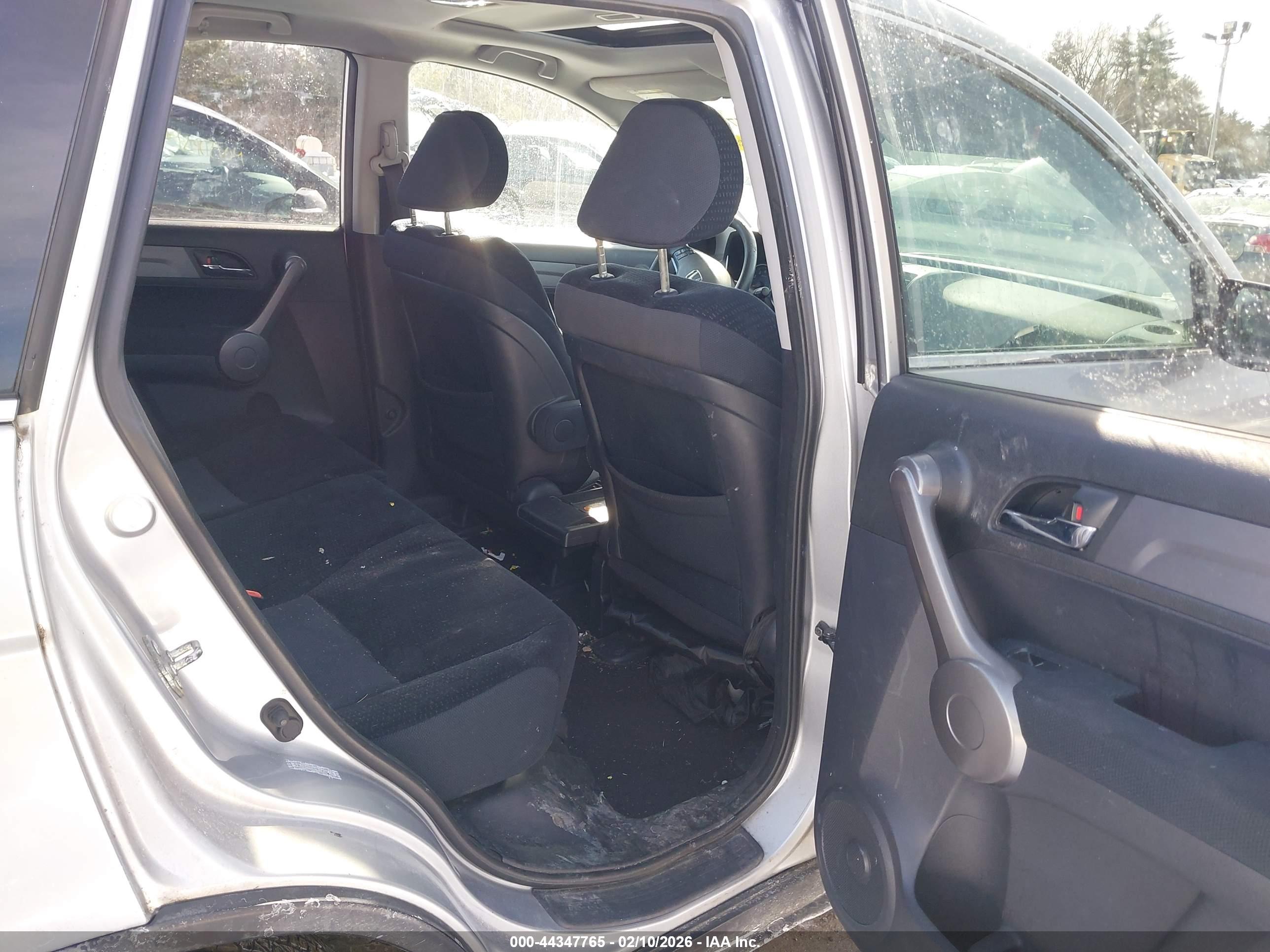 HONDA CR-V image 8