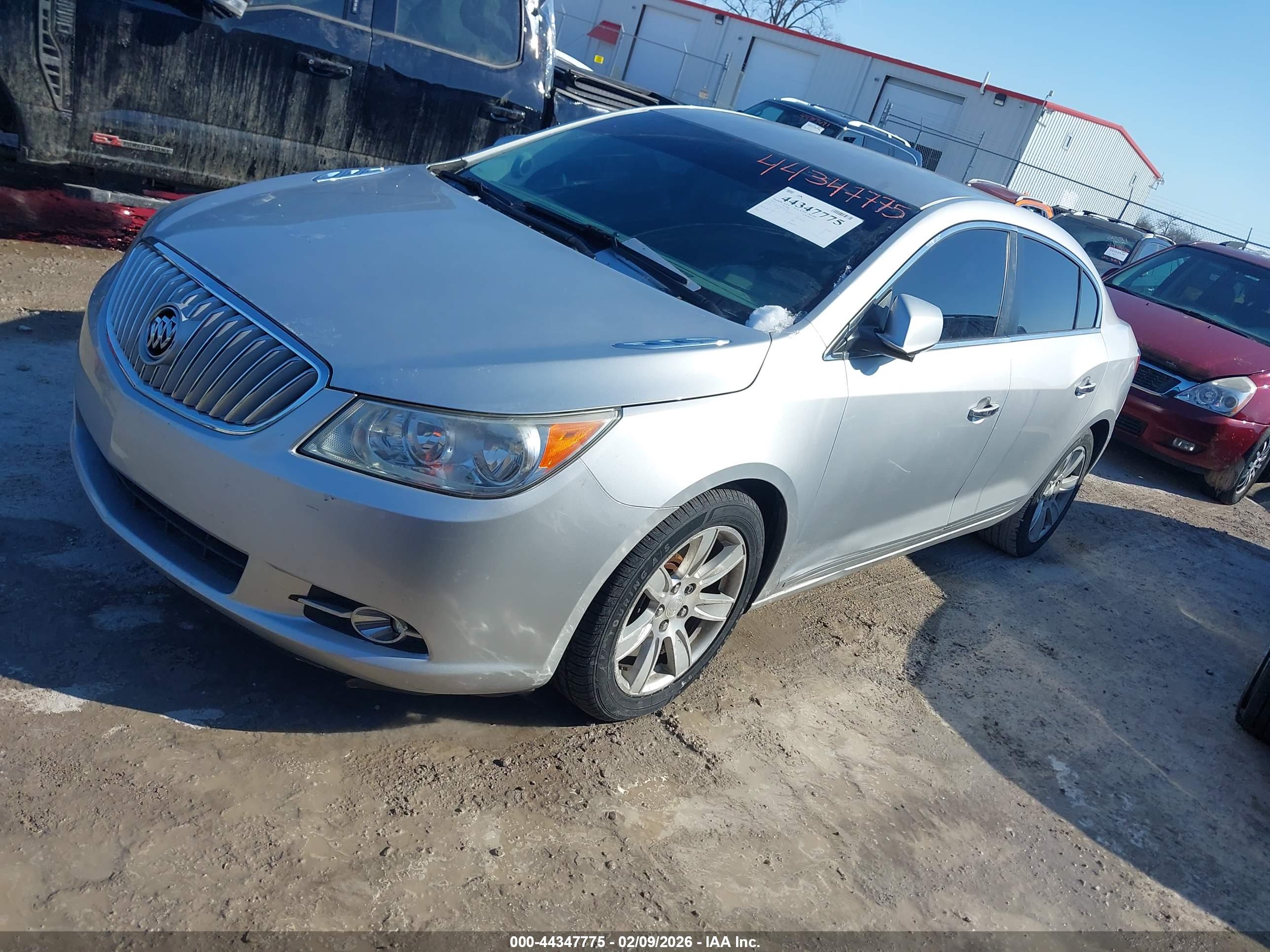 BUICK LACROSSE image 2