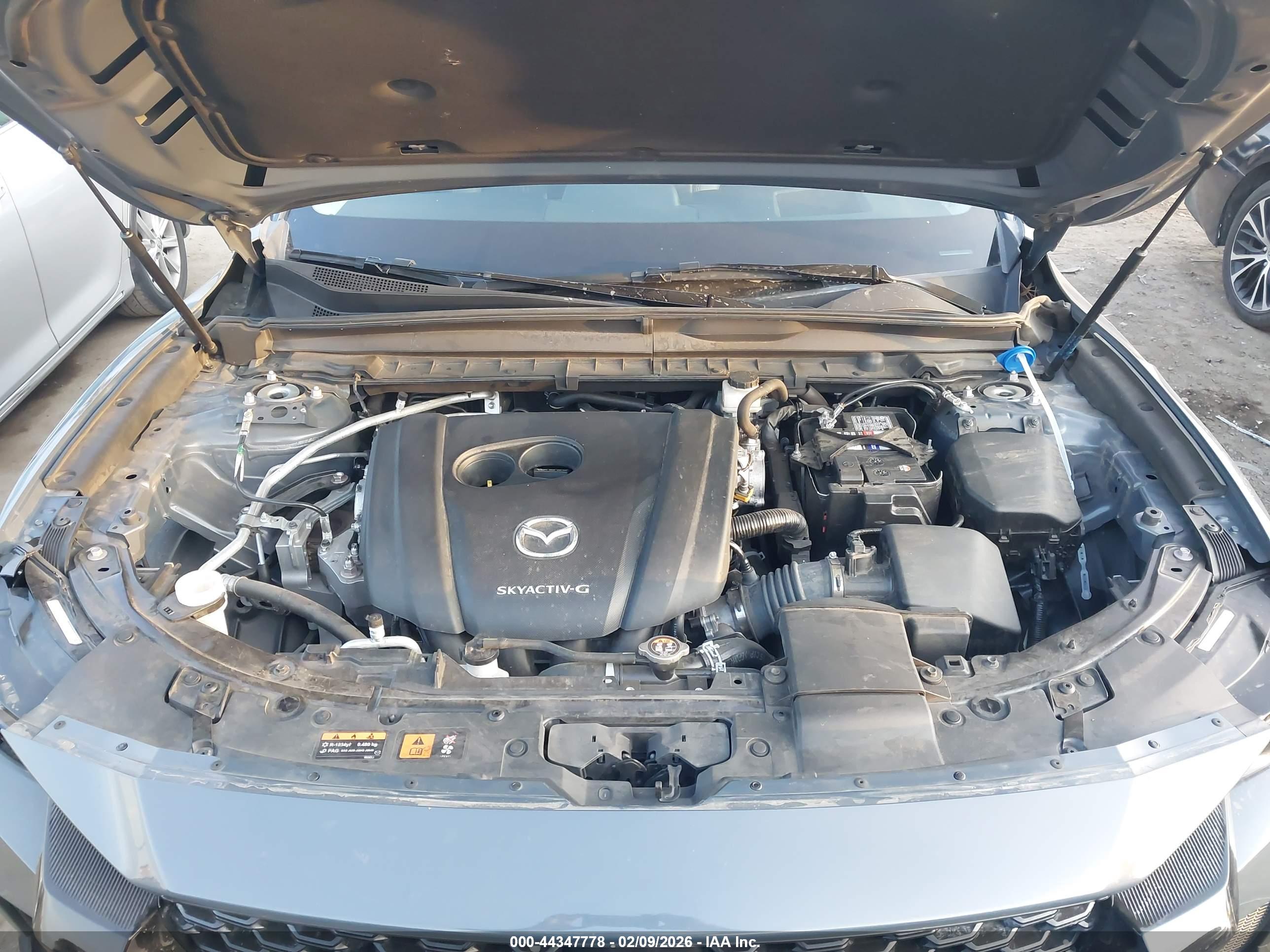 MAZDA CX-50 image 10